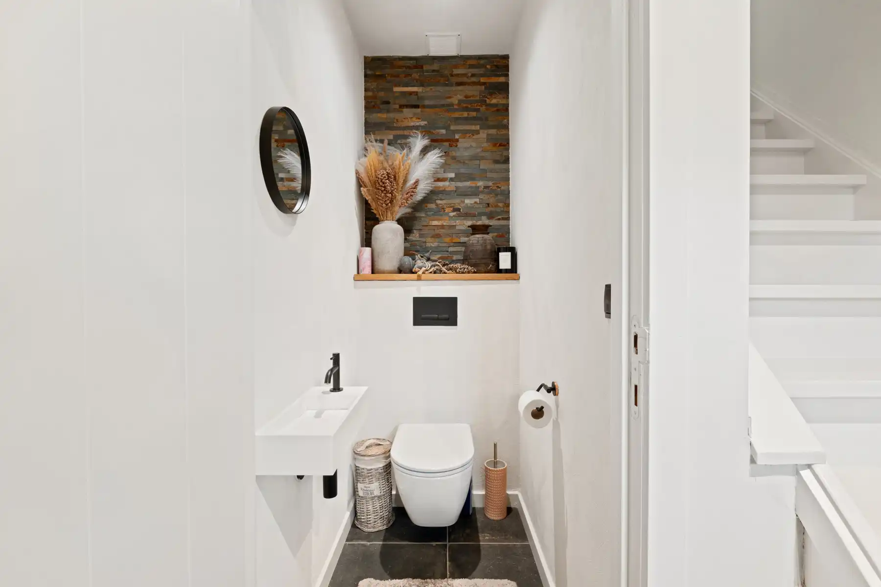 Energiezuinige gezinswoning met grote zuidgerichte tuin in Lochristi foto 3