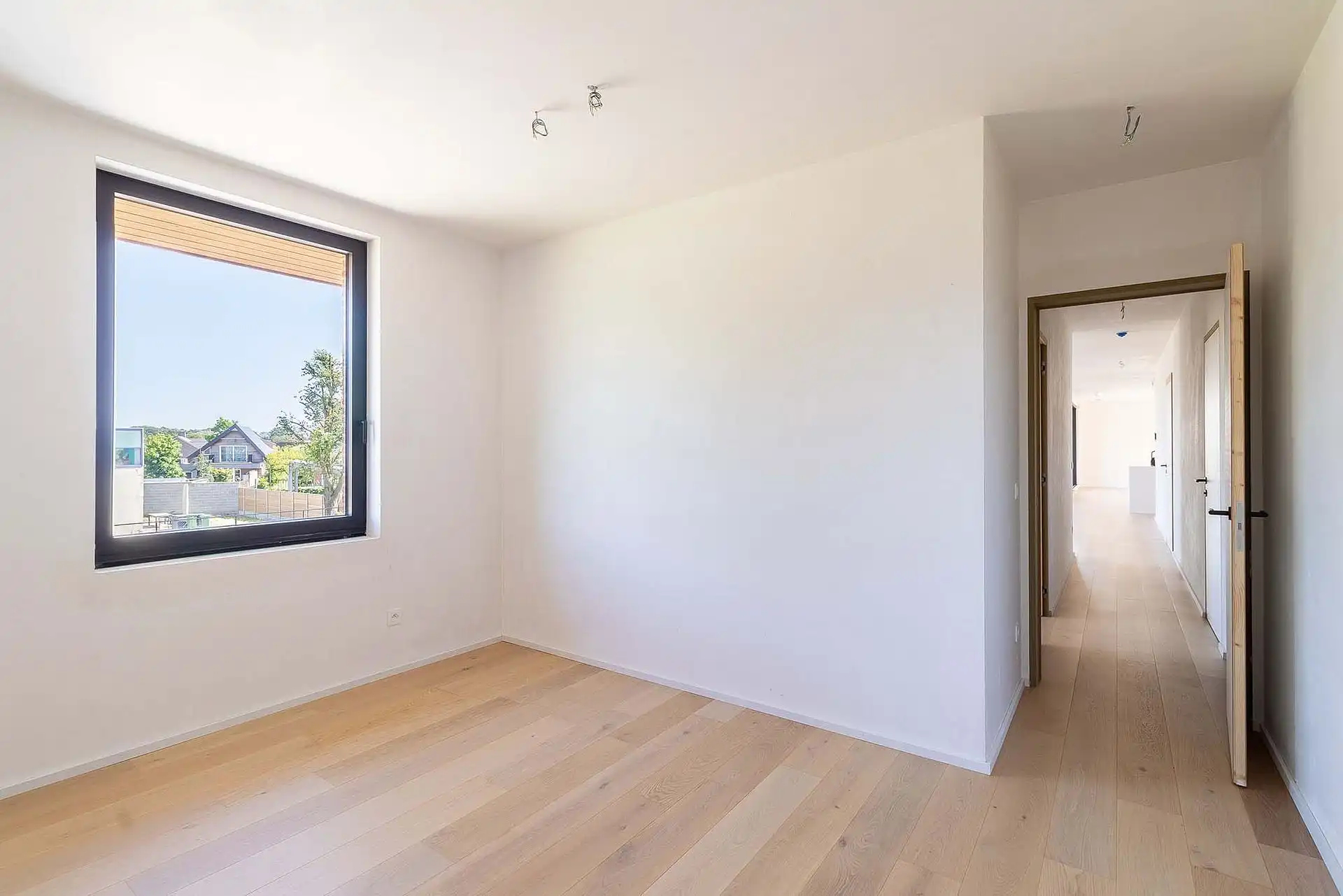 Ruim appartement met drie slaapkamers en terras in Brecht foto 14