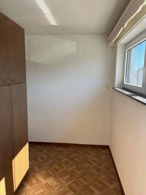 Instapklare woning met 4 slaapkamers en volledig omheinde tuin in landelijke omgeving van Rotem, Dilsen-Stokkem. foto 14