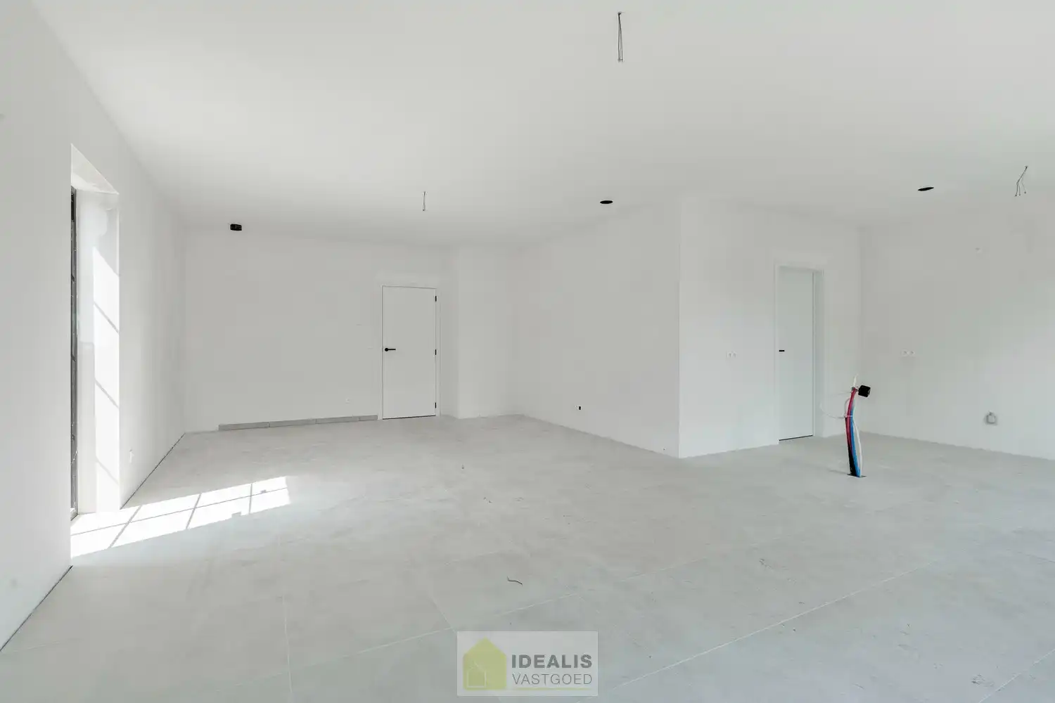 PRACHTIGE NIEUWBOUWWONING (GRONDAANDEEL €116.000,00 + 12% REGISTRATIERECHTEN EN CONSTRUCTIE € 277.000,00 + 21% BTW) MET EEN HEERLIJK LICHTRIJKE WOONKAMER MET OPEN KEUKEN MET AANSLUITEND BERGPLAATS, BUREEL, INPANDIGE GARAGE, 3 SLAAPKAMERS, EEN RUIME BADKAMER VOORZIEN VAN ALLE COMFORT! EEN HEERLIJK RUIM HUIS MET INPANDIGE GARAGE, EEN LEUKE TUIN, OP EEN GEGEERDE LOCATIE NABIJ HET CENTRUM VAN REPPEL! foto 12