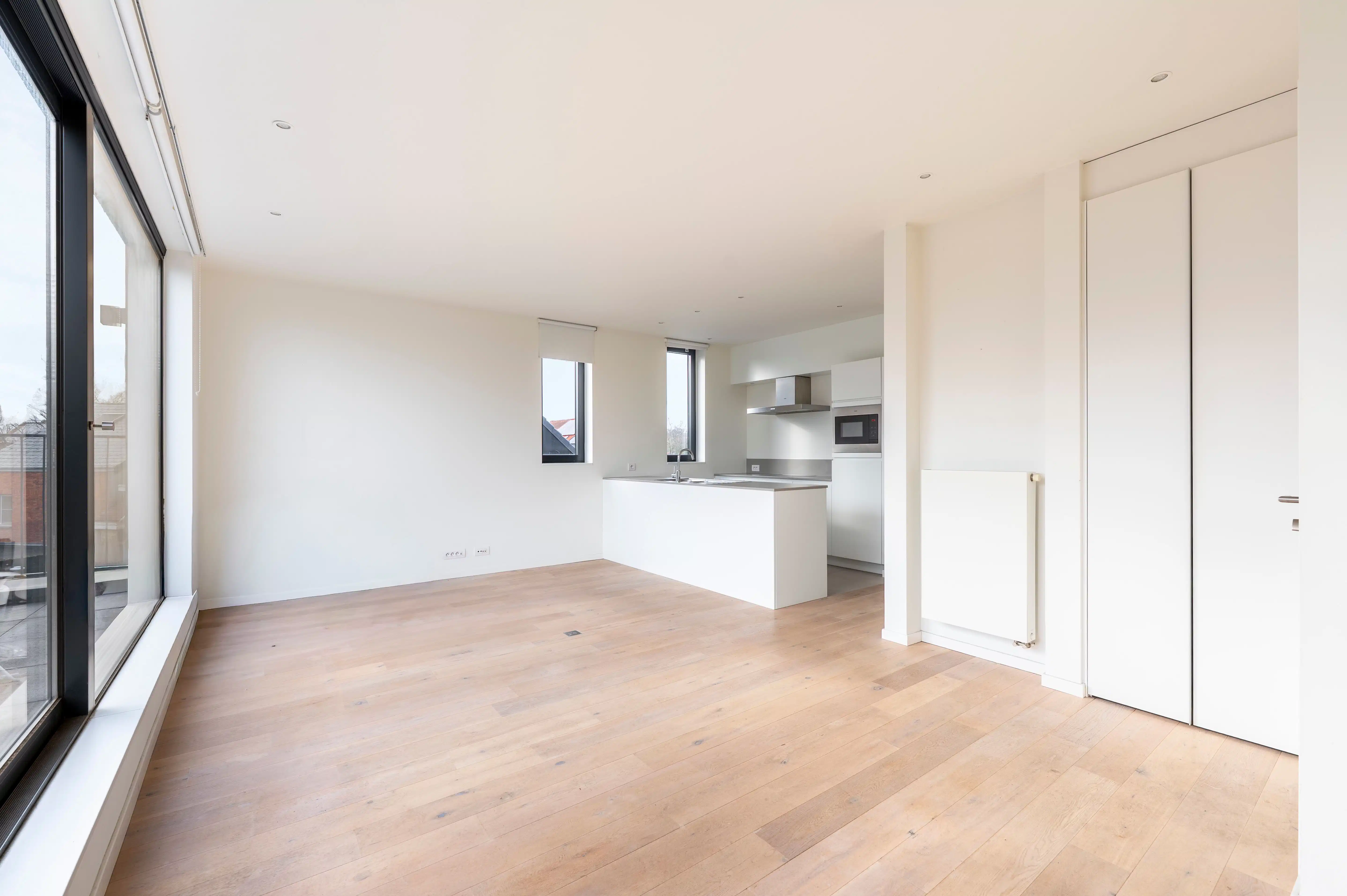 één slaapkamer appartement met groot terras in Mariaburg-Ekeren te huur! foto 6