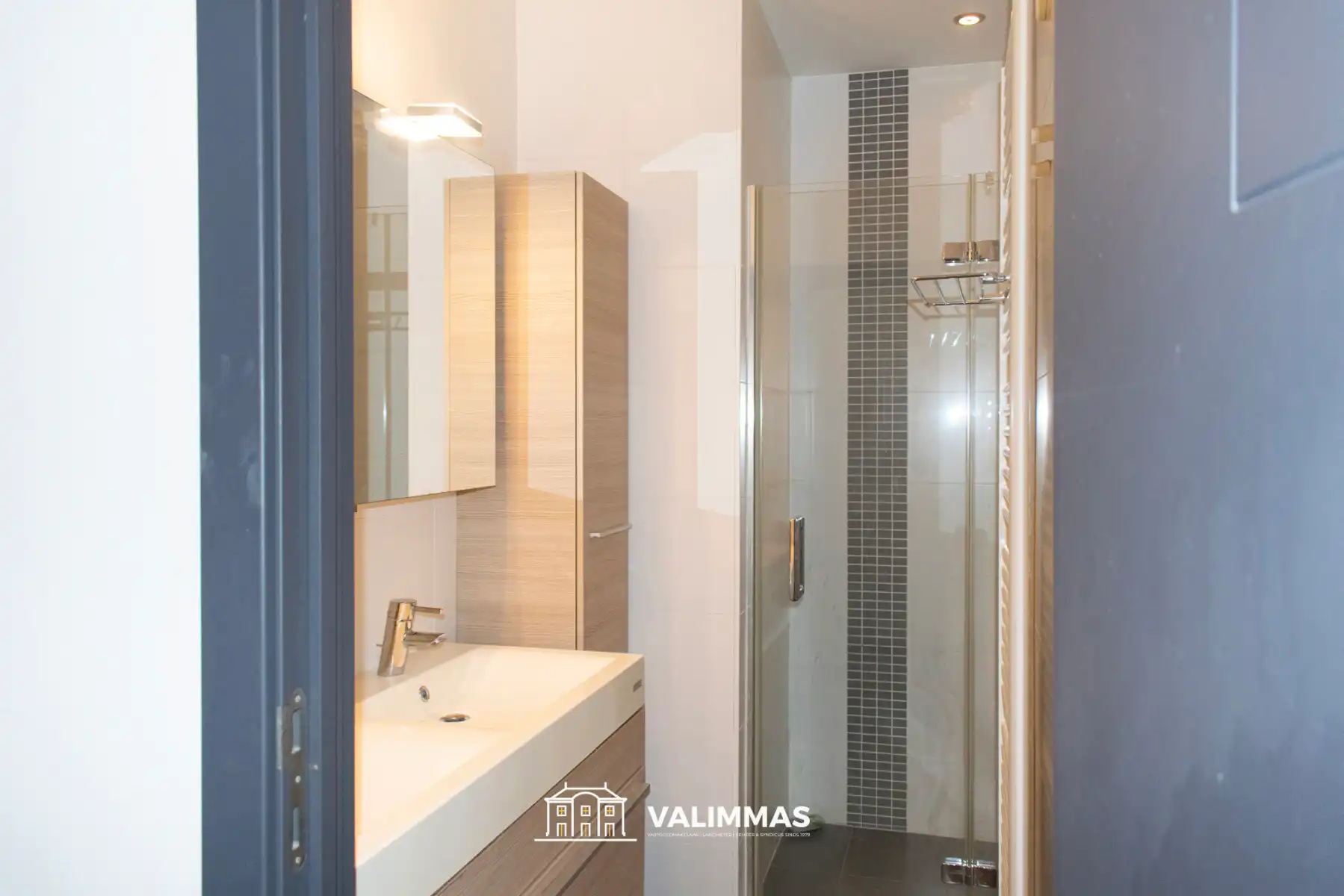 Verzorgd, energiezuinig appartement met 2 terrassen & kelder foto 10