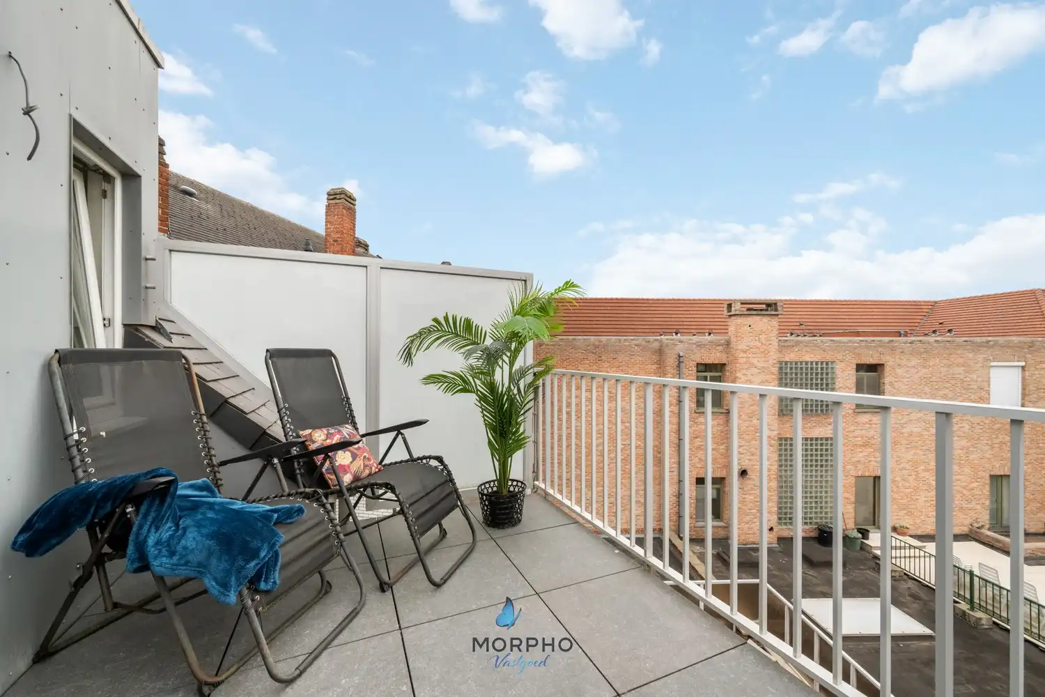 Instapklare duplex (120 m²) met master suite en terrassen – Torhout centrum foto 15