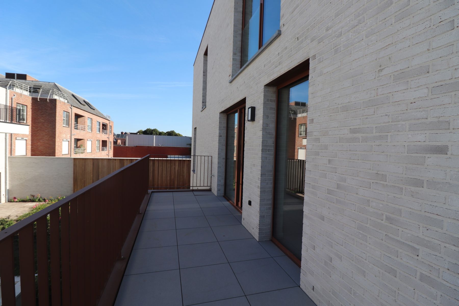 Prachtig nieuwbouwappartement met 2 slaapkamers, terras, autostaanplaats en berging. foto 11