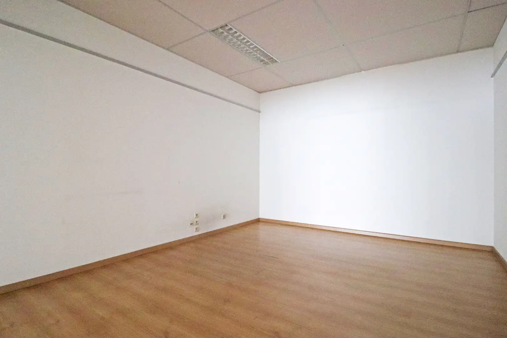 Kantoor op toplocatie foto 9