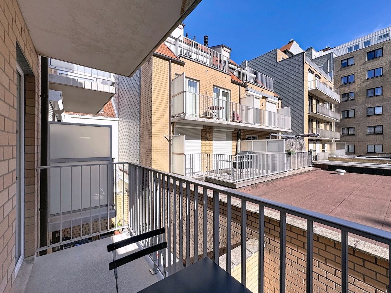 Appartement met vakantiegevoel en twee terrassen vlakbij de Zeedijk & De Kinkhoorn foto 20