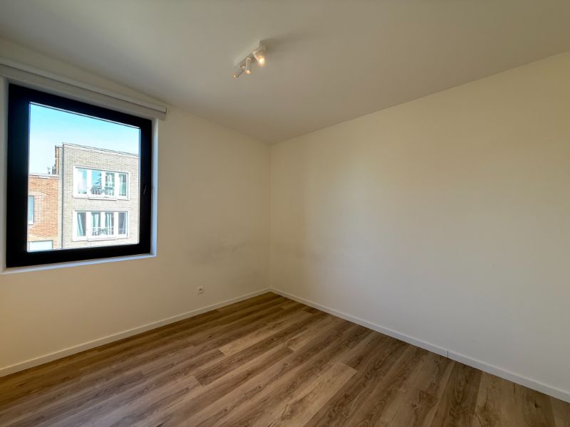 Zeer ruime, energiezuinige nieuwbouwwoning met tuin – gelegen aan de Rozenbroeken foto 15