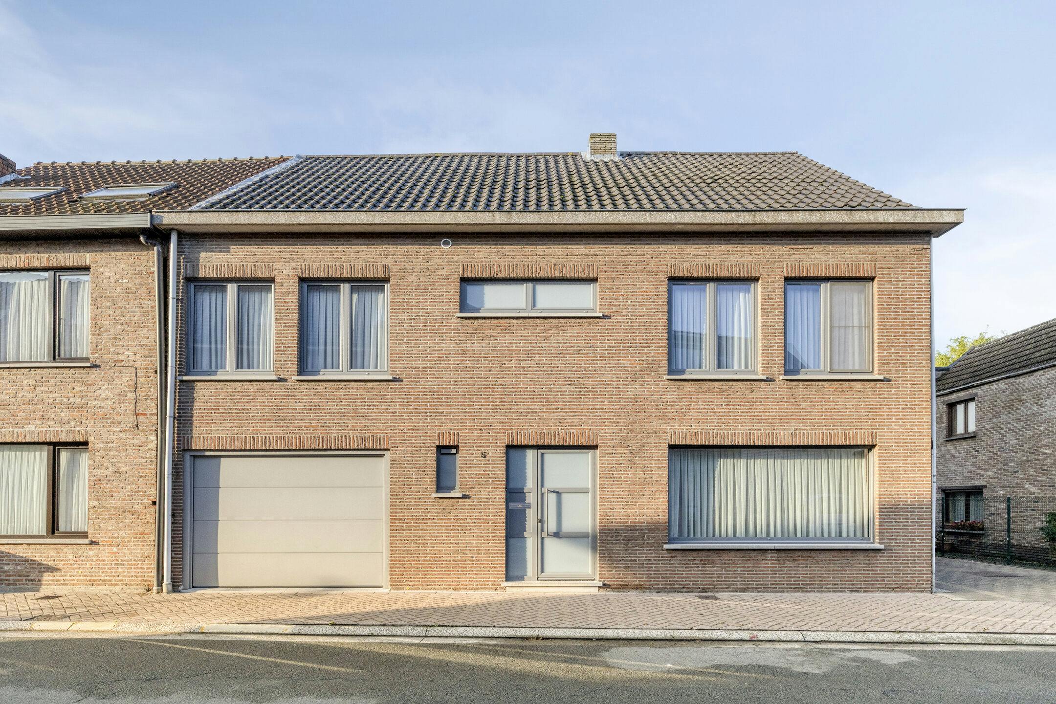 Ruime verzorgde gezinswoning in centrum Beveren foto 25