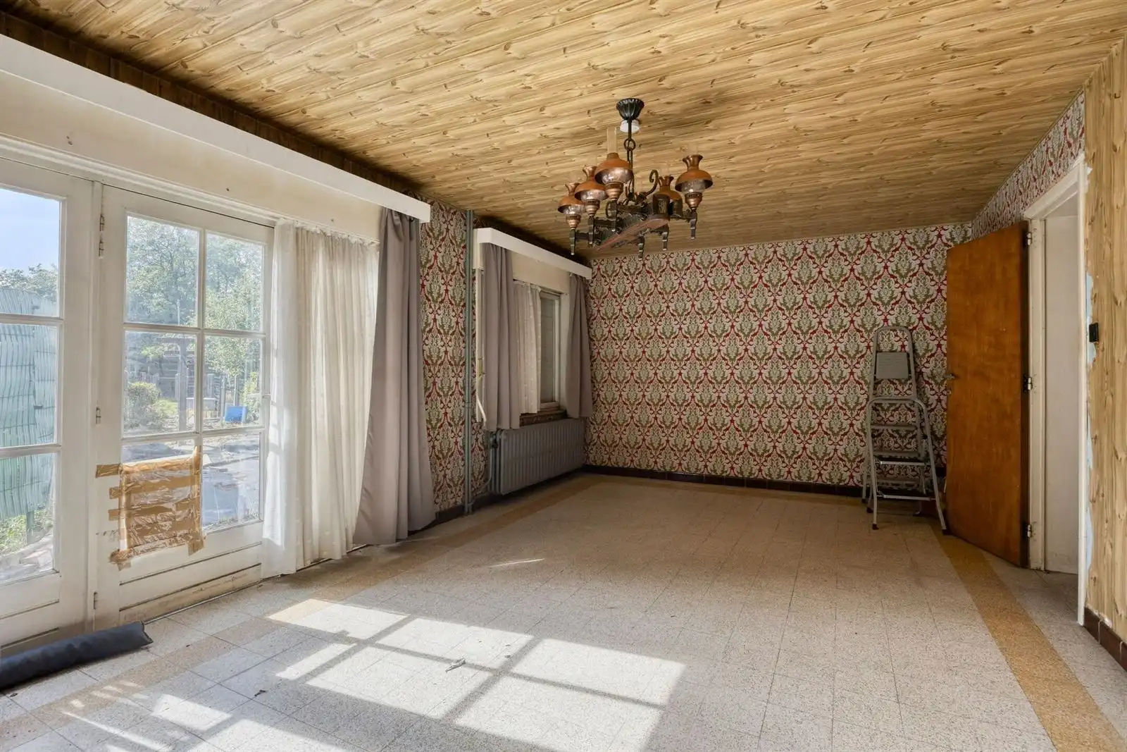 Woning met garage (aan de overkant) en 3 slaapkamers foto 8
