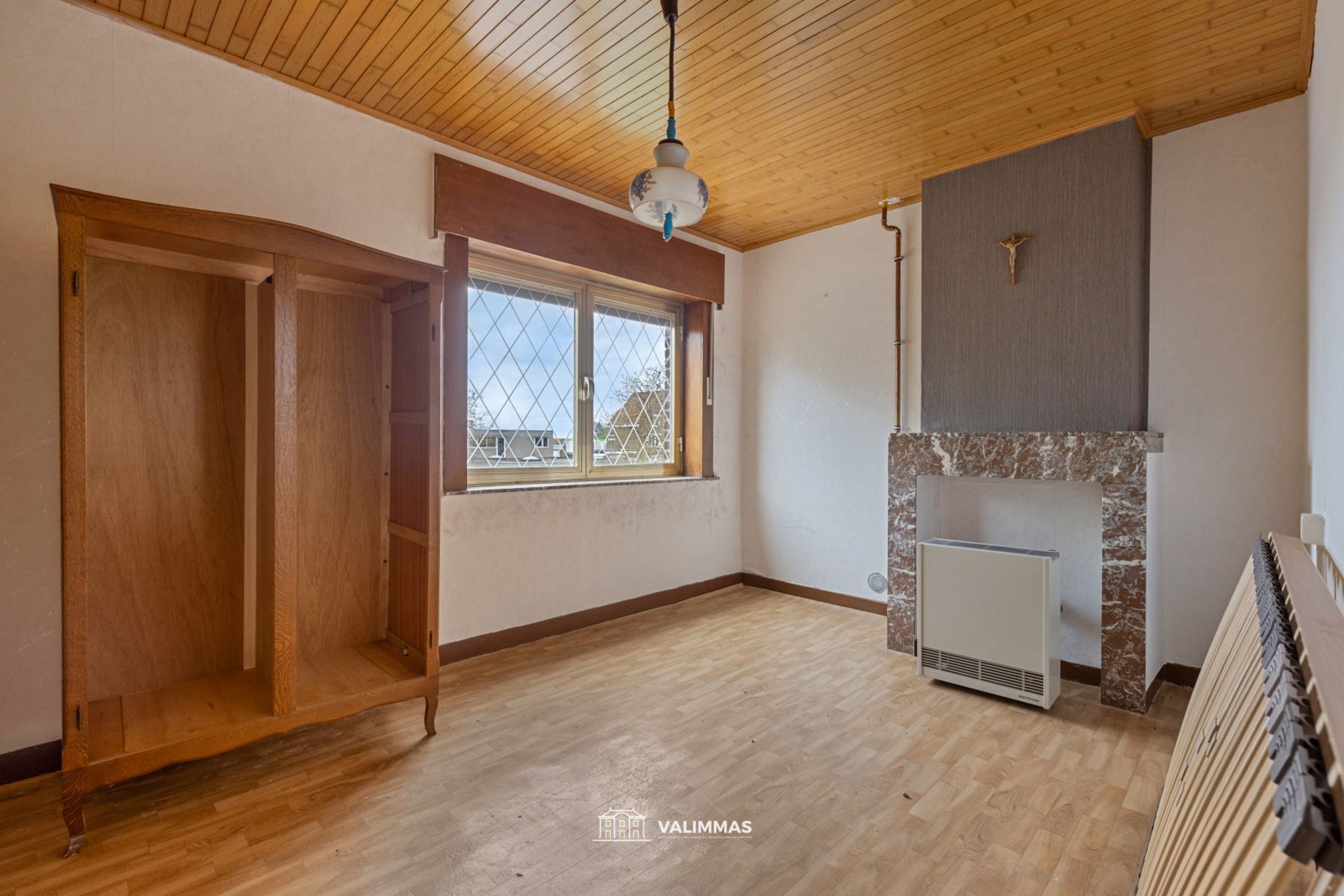 Verzorgde driegevelwoning met garage en grote tuin... foto 12