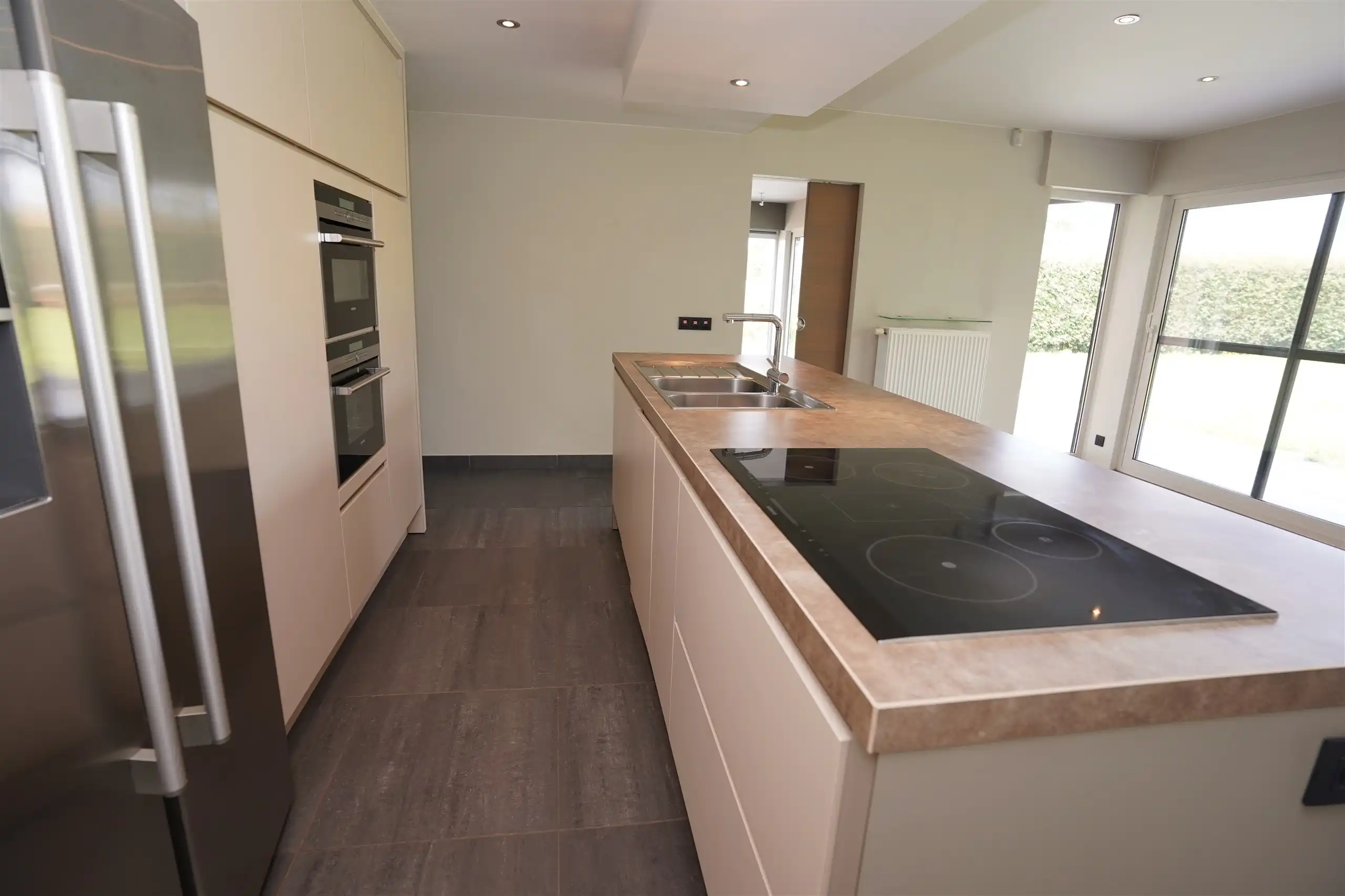 Prachtige halfopen villa met zicht op groen – ruimte, rust en comfort op 952 m² foto 15