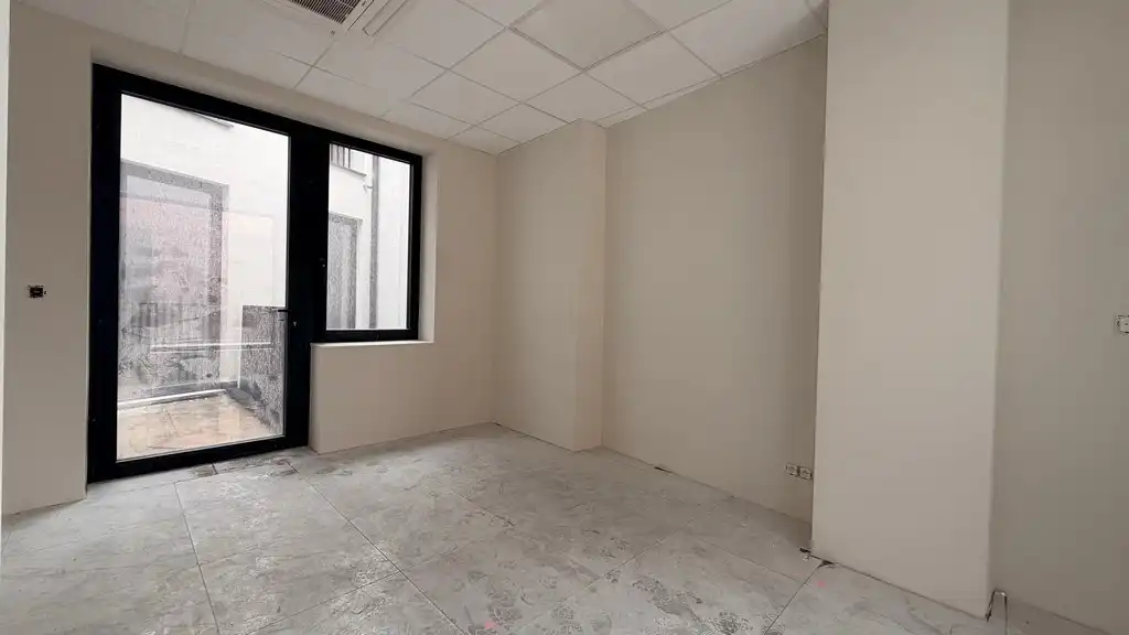 Kantoor te huur in gerenoveerd hoekpand met topligging op Meir Antwerpen foto 4