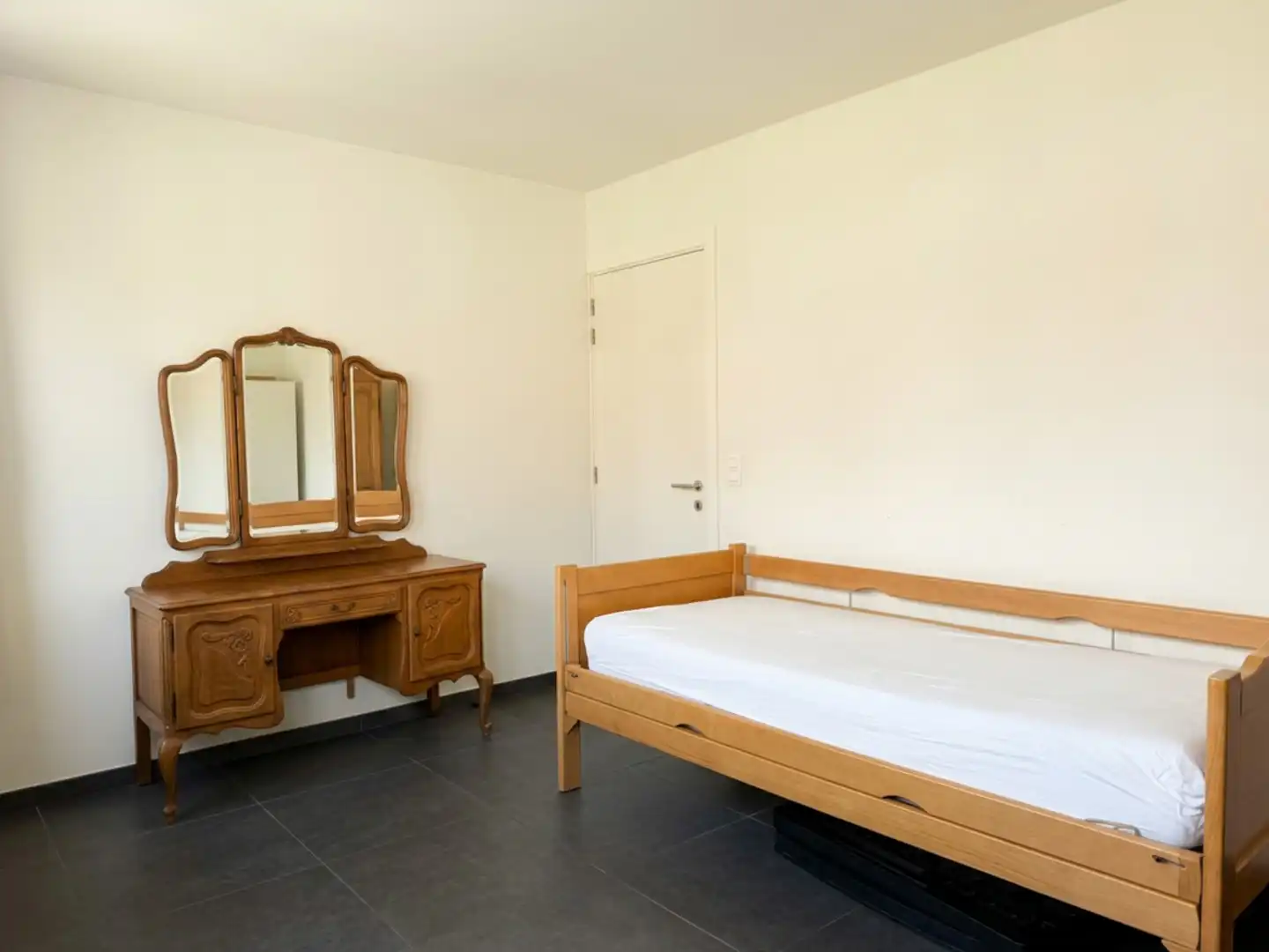 Energiezuinig appartement met 2 slpk en garagebox te huur in Sleidinge foto 19