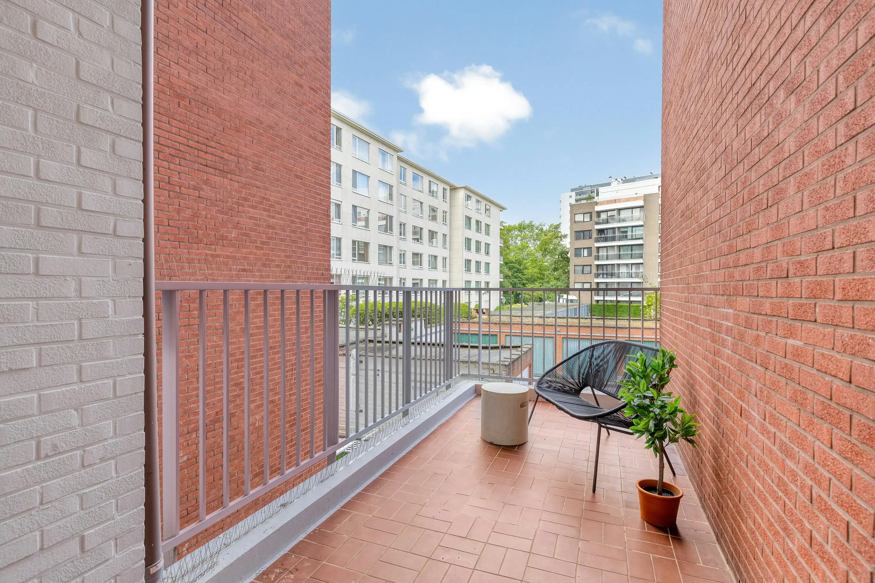 Luxueus 3-slaapkamerappartement met terras te koop in Wilrijk foto 17