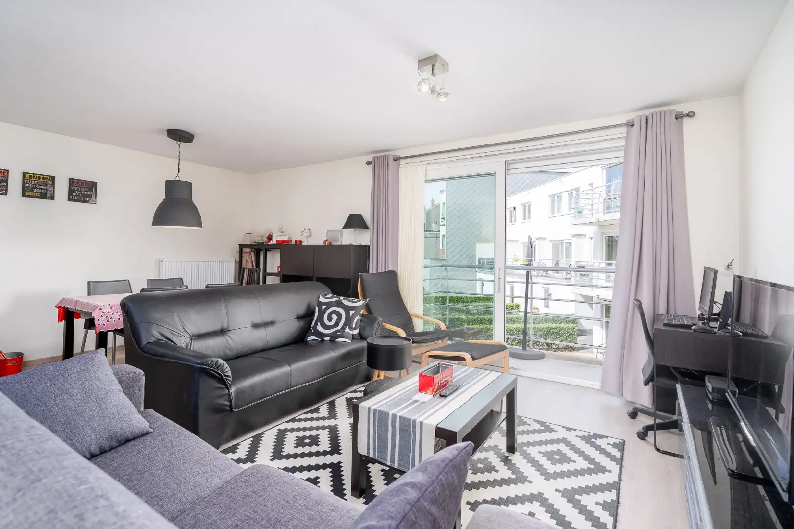 Hedendaagse studio gelegen in Residentie Seagarden foto {{pictureIndex}}