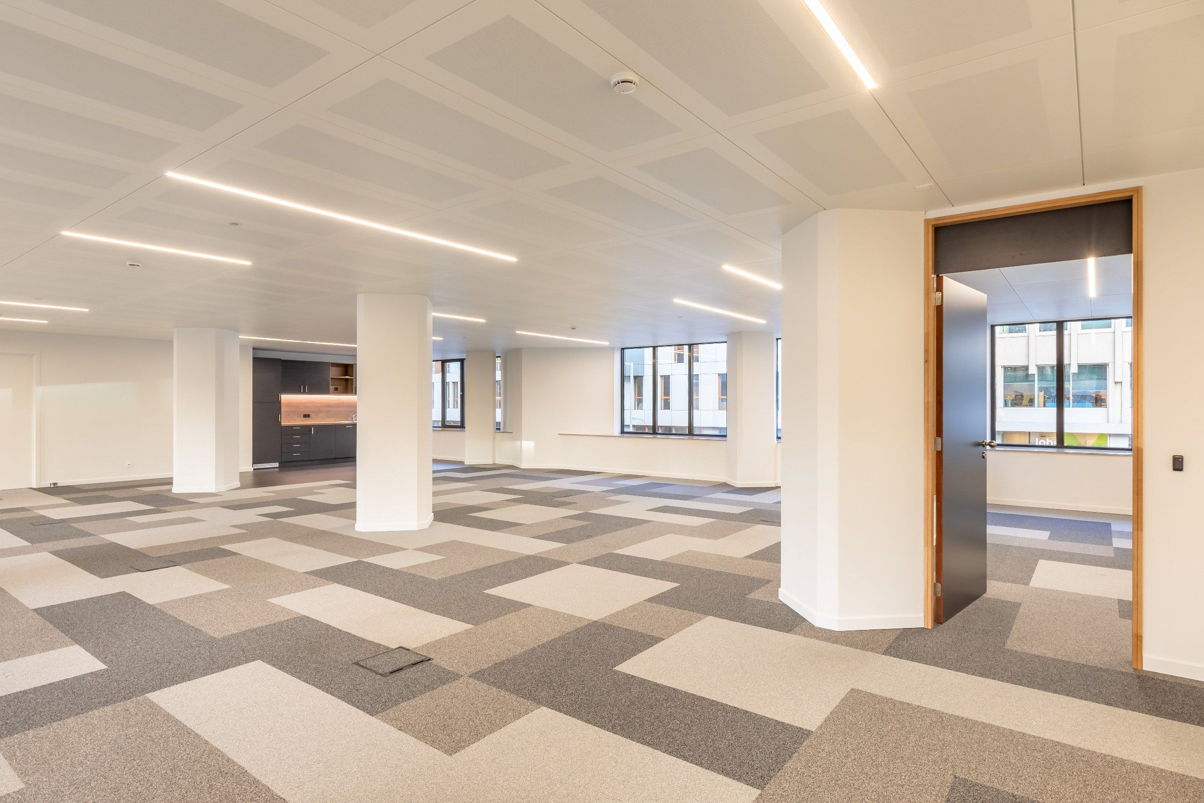 Schitterende kantoorruimtes op toplocatie! foto 8