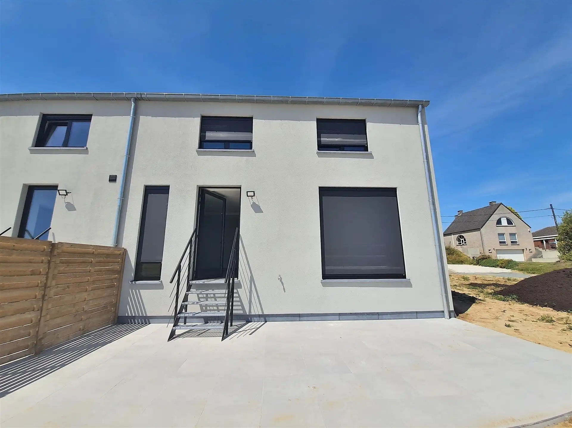 Woning met 3 slaapkamers en tuin op toplocatie foto 3