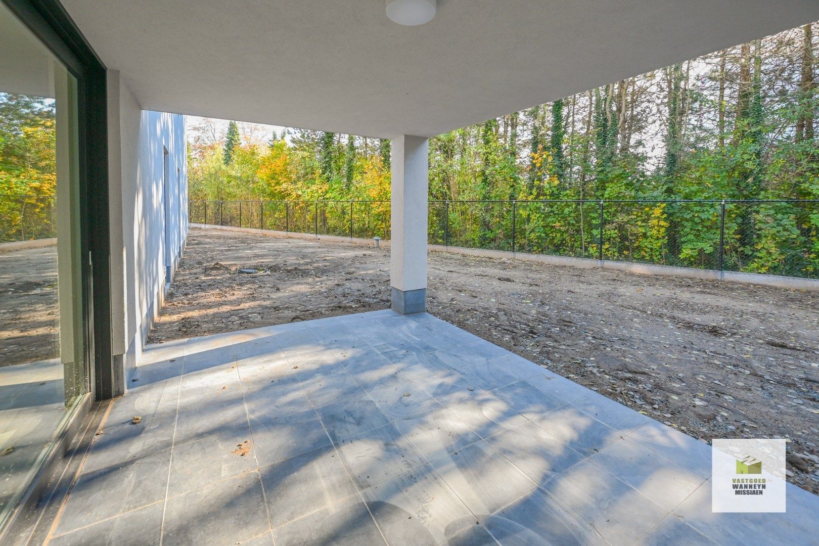  Ruime gelijkvloers appartement met 2slpk en zuidgerichte tuin foto 2