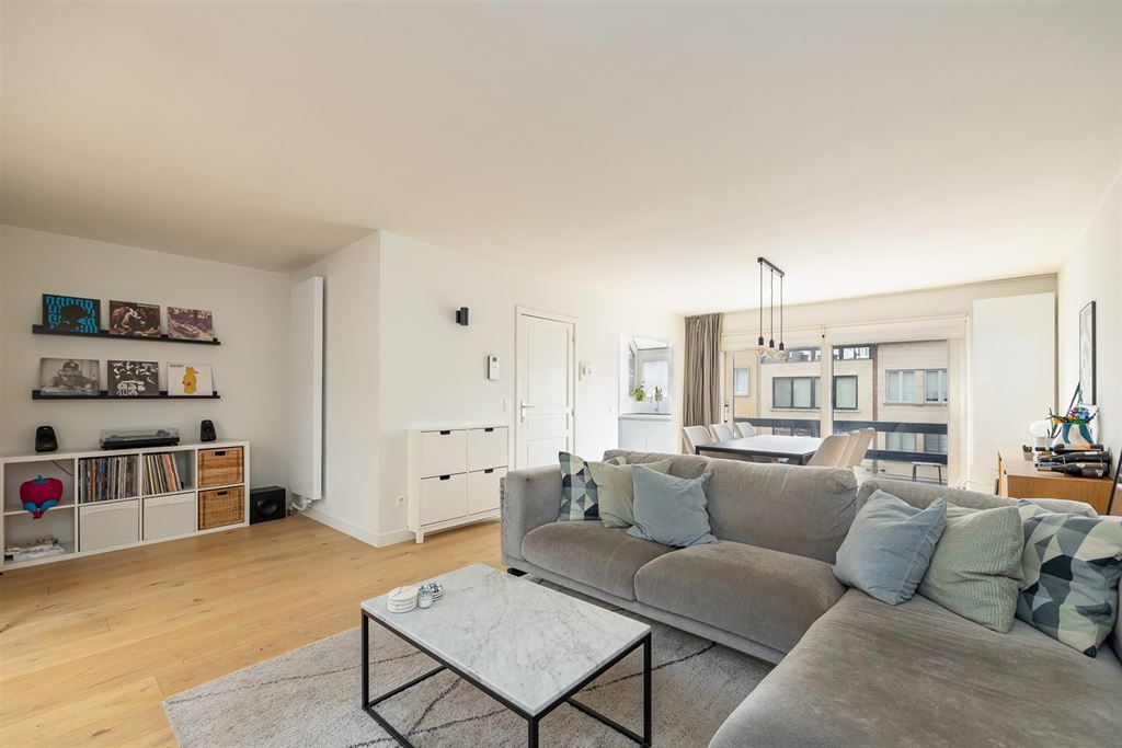 Appartement foto {{pictureIndex}}