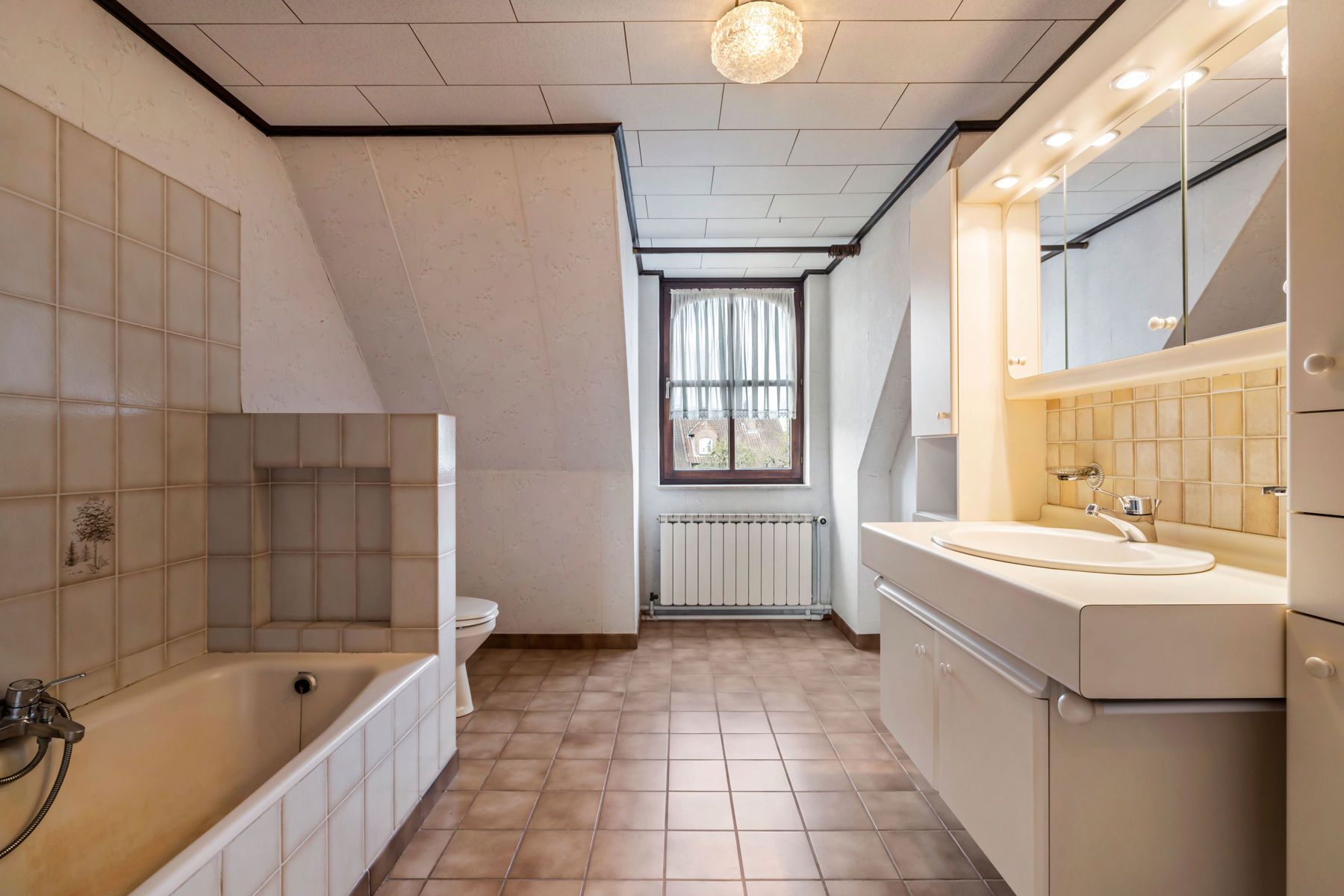 Unieke woonparel met ruimte, charme en eindeloos potentieel foto 25