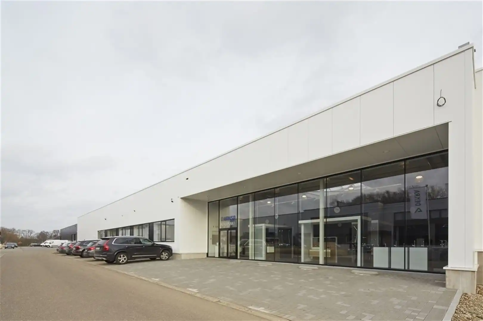 Kantoorgebouw foto 10