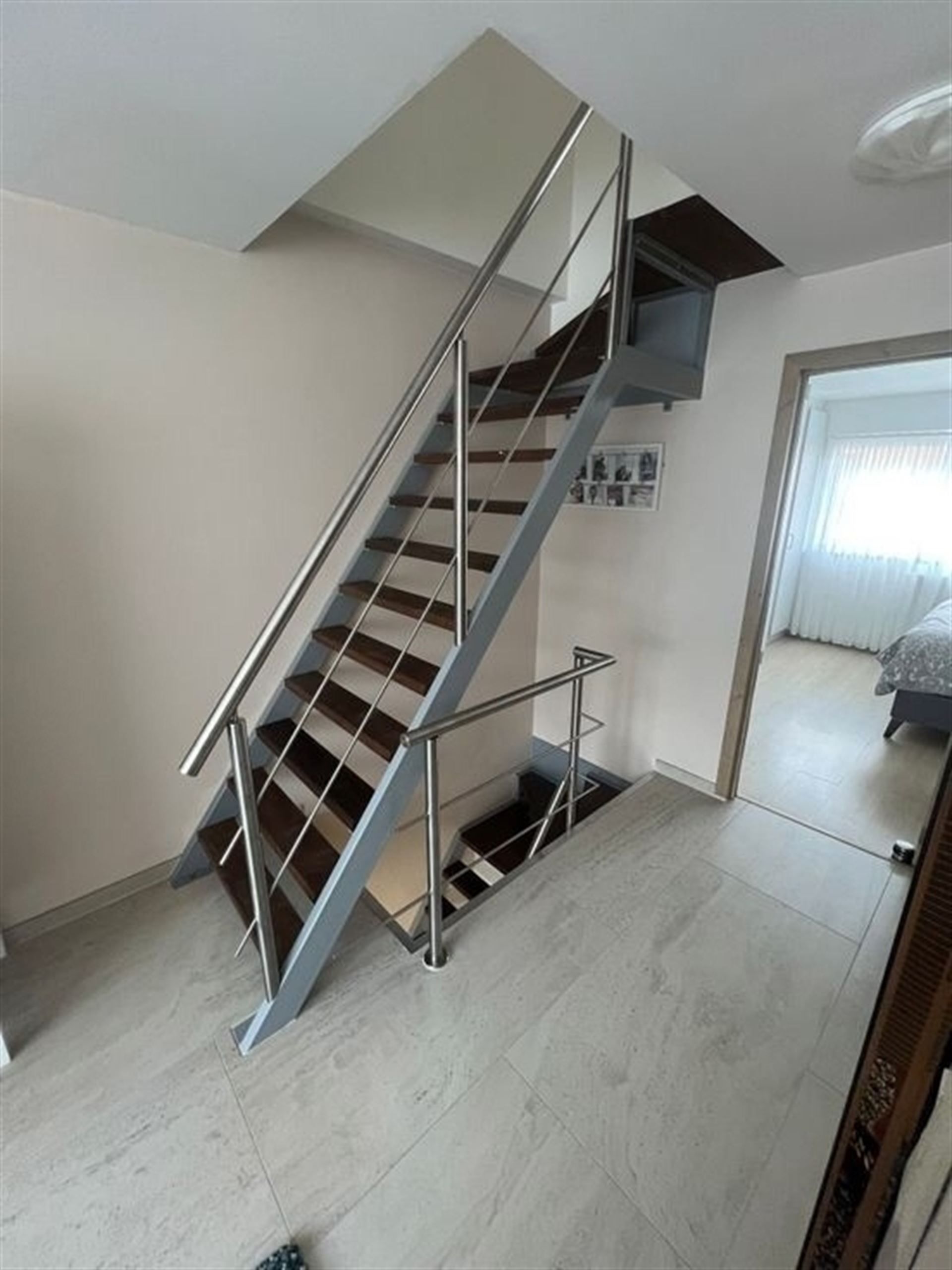 Moderne en ruime woning in hartje Hoboken! foto 9