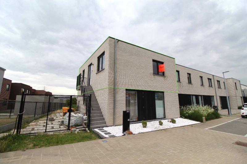 ()=>{if(producerUpdateValueVersion(node),producerAccessed(node),node.value===ERRORED)throw node.error;return node.value} Oude Oekensestraat 46a - 8800 Roeselare
