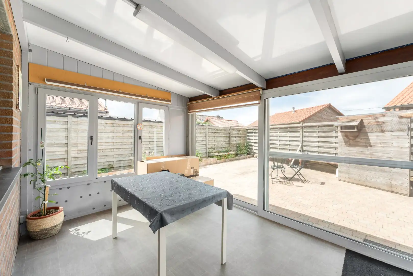 Instapklare gelijkvloerse villa te koop in hartje Vosseslag - De Haan! foto 10