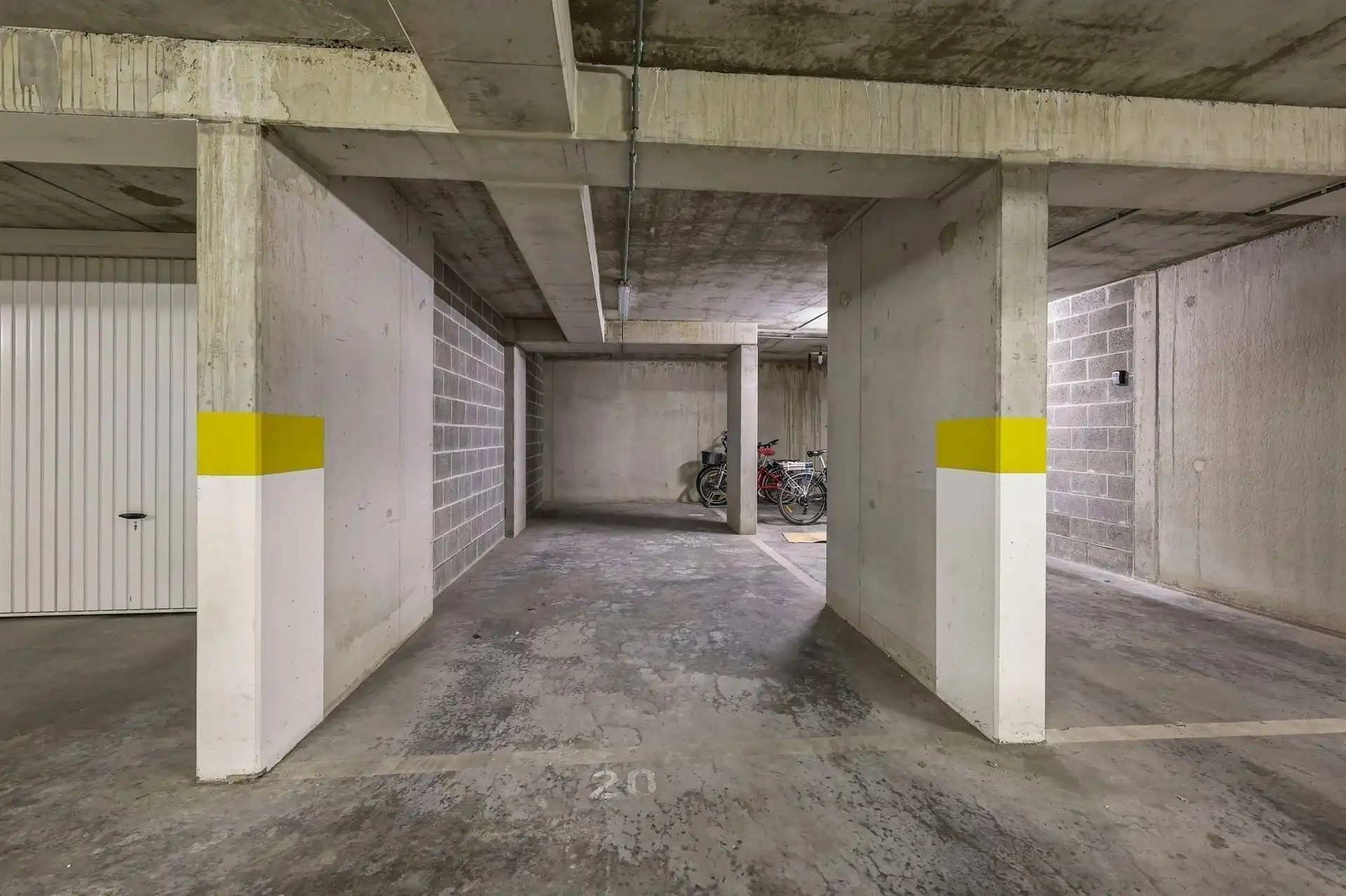 CENTRAAL / STATION foto 4