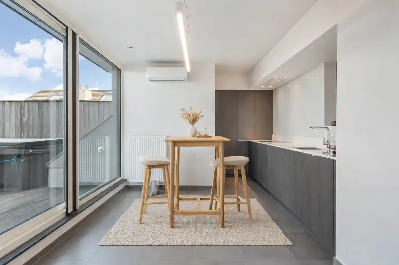 Klassevol duplex-appartement met gemeenschappelijk zwembad foto 12