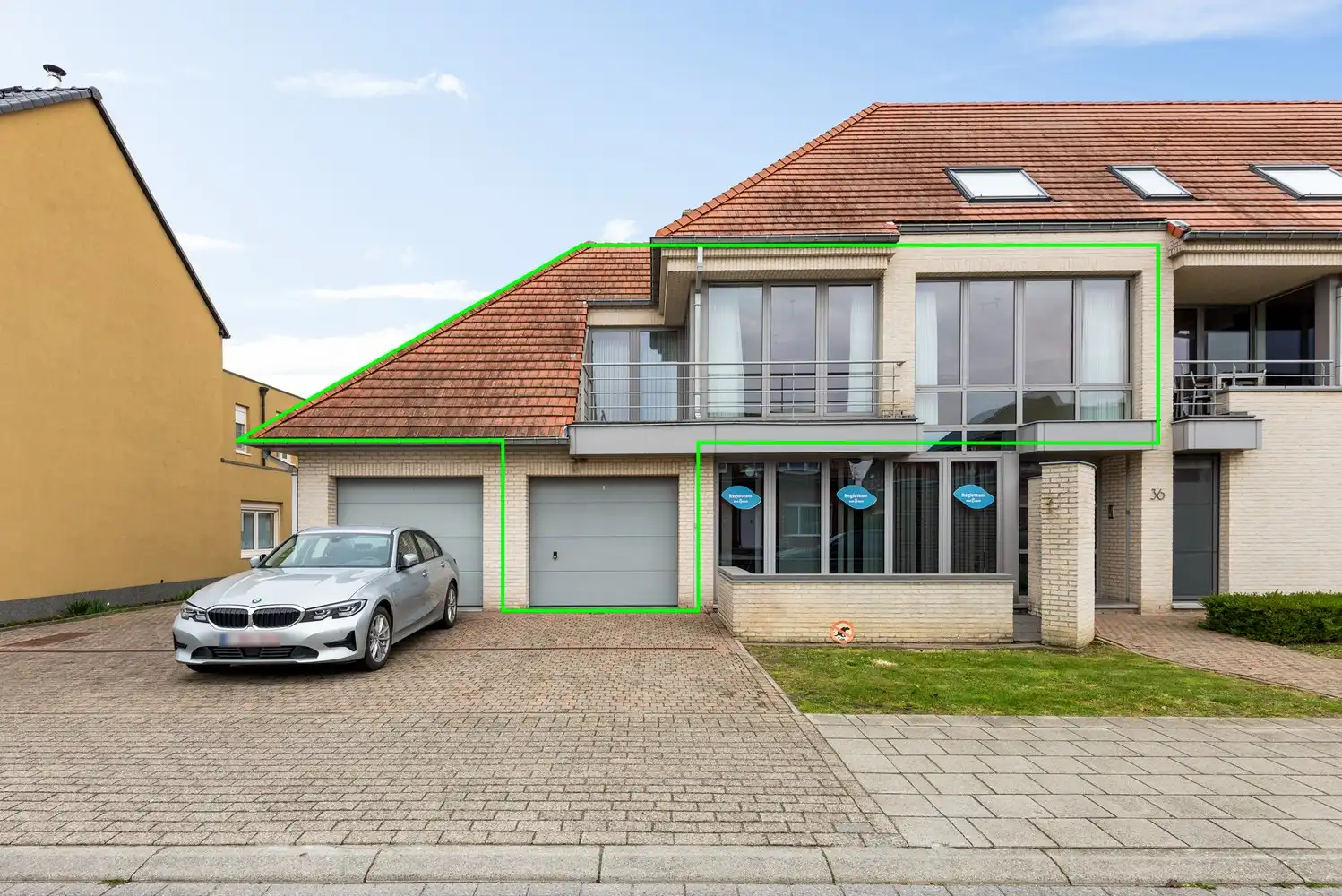 Leuk appartement met 2 slaapkamers en 2 ruime terrassen te Lint foto {{pictureIndex}}