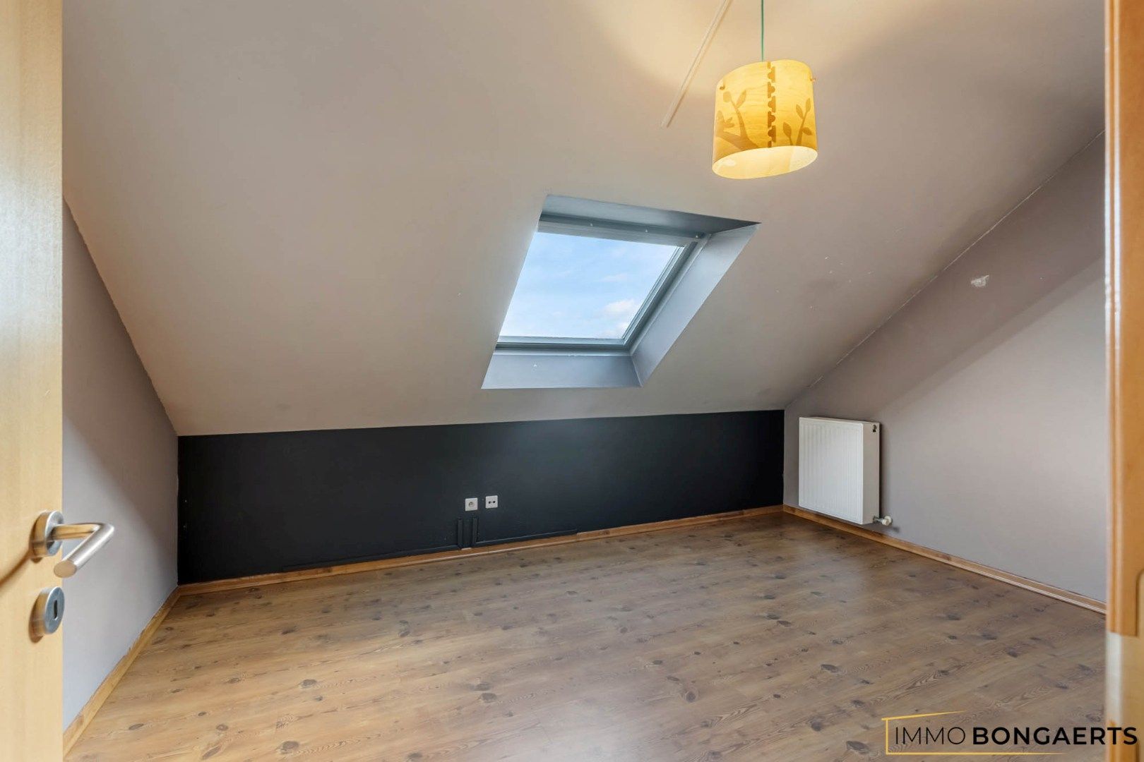 Ruim duplexappartement met 4 slaapkamers foto 21