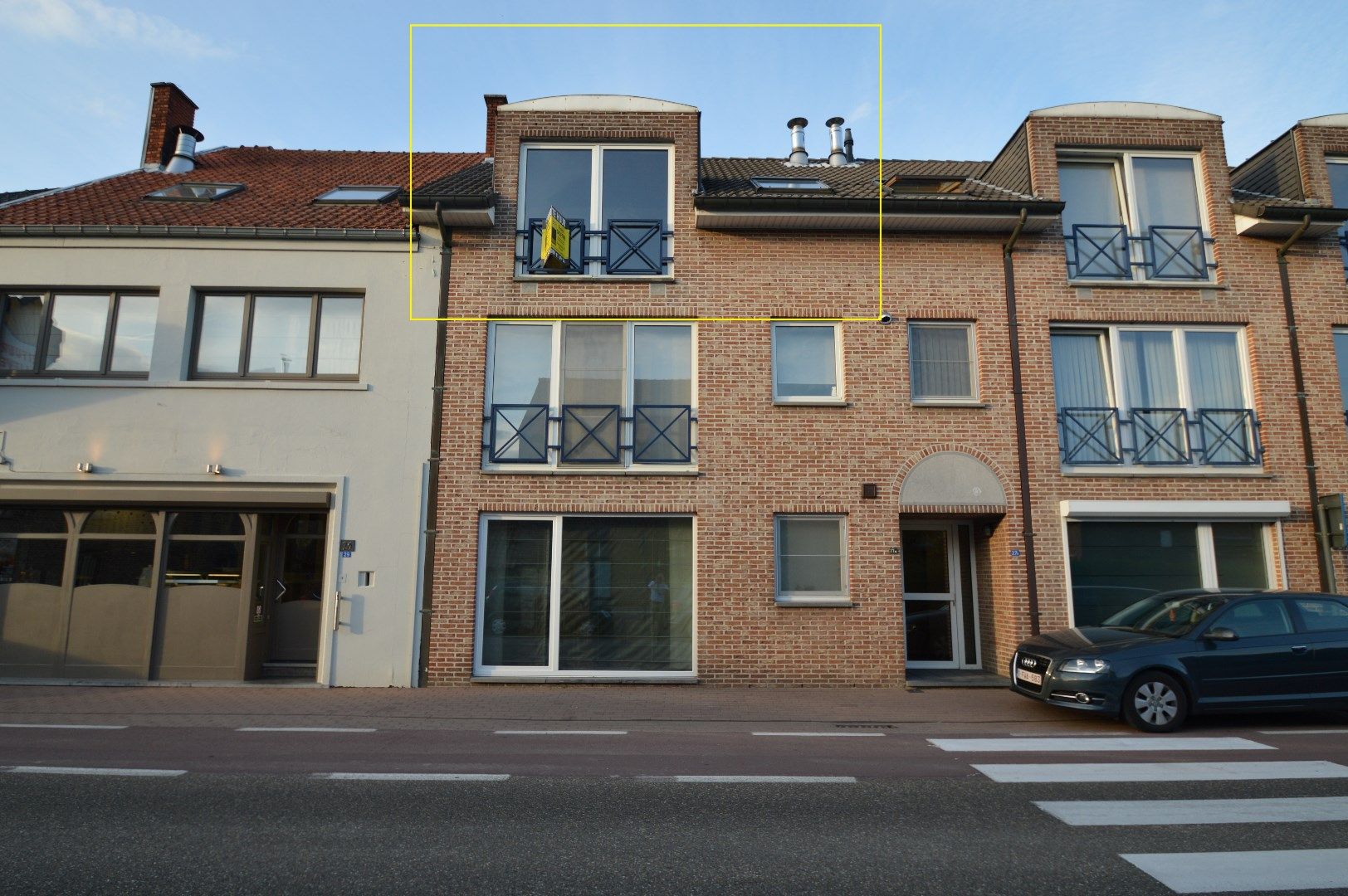 WACHTLIJST VOLZET - Verzorgd en opgefrist appartement met 2 slaapkamers en terrasje. foto {{pictureIndex}}