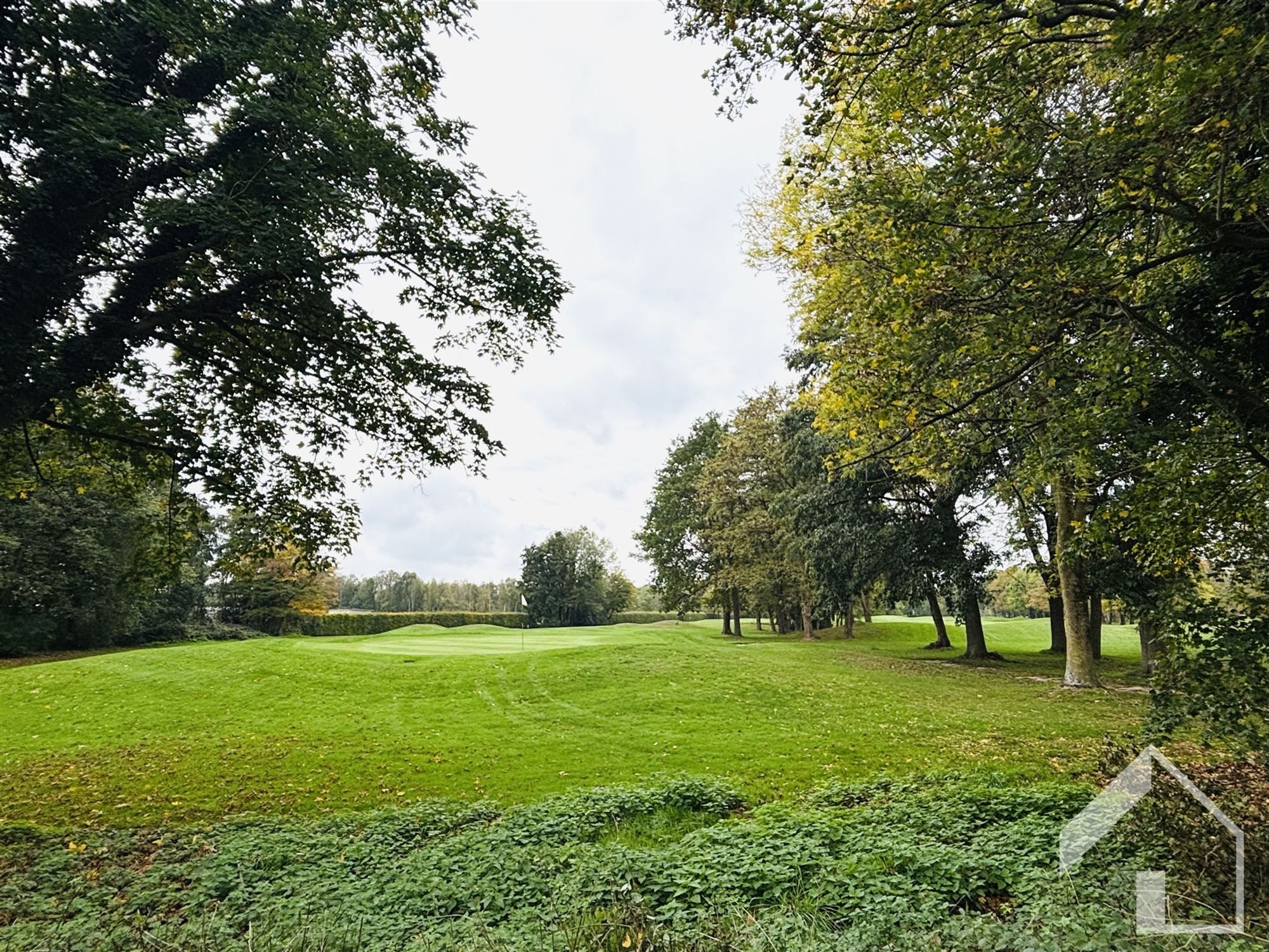 Prachtig perceel bouwgrond met zicht op Golf Van Bossenstein foto 2