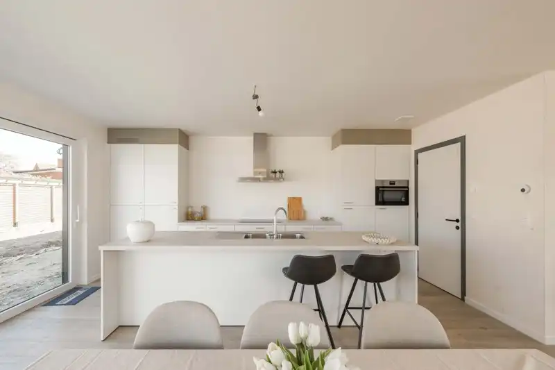 🏡✨ Prachtige nieuwbouwwoning met 3 slaapkamers TE KOOP in Sint-Eloois-Vijve! foto 12