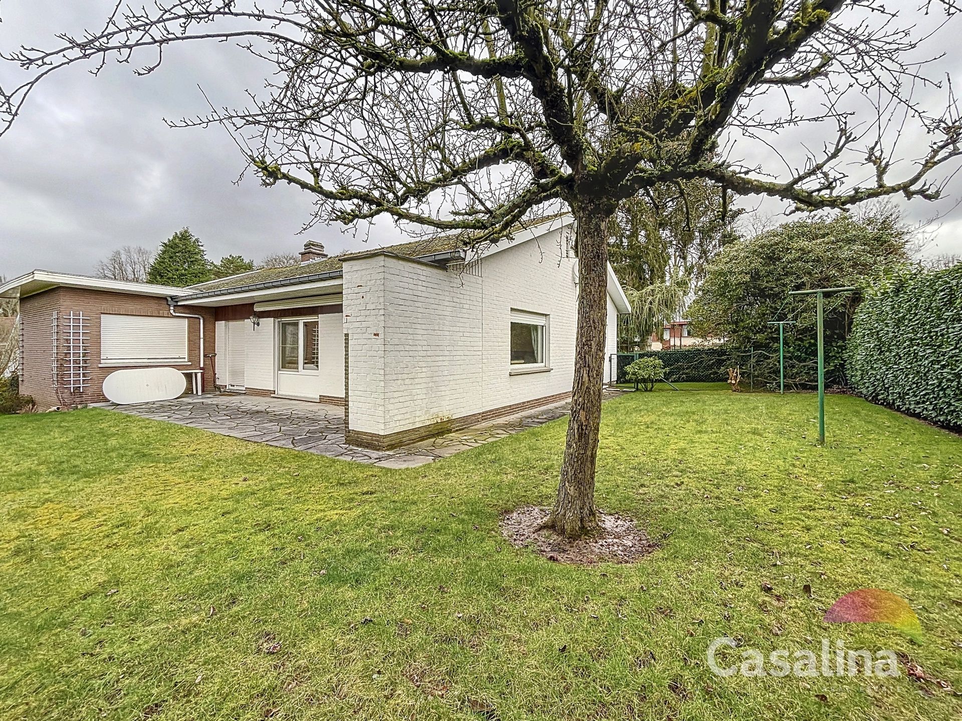 Charmante bungalow met potentieel op toplocatie!  foto 20