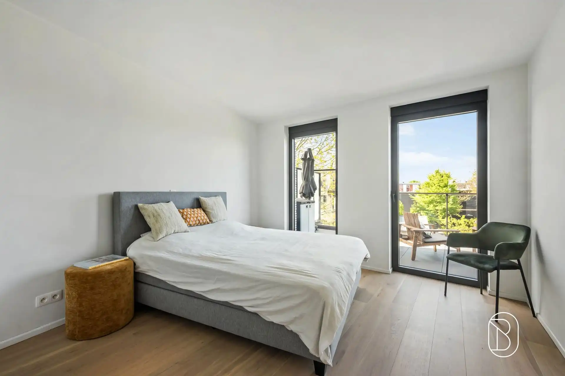 Mooi appartement met zuidgericht terras in centrum Waregem foto 14