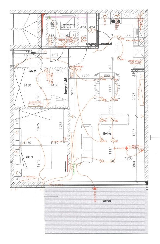 INSTAPKLAAR GELIJKVLOERS APPARTEMENT MET TERRAS foto 8