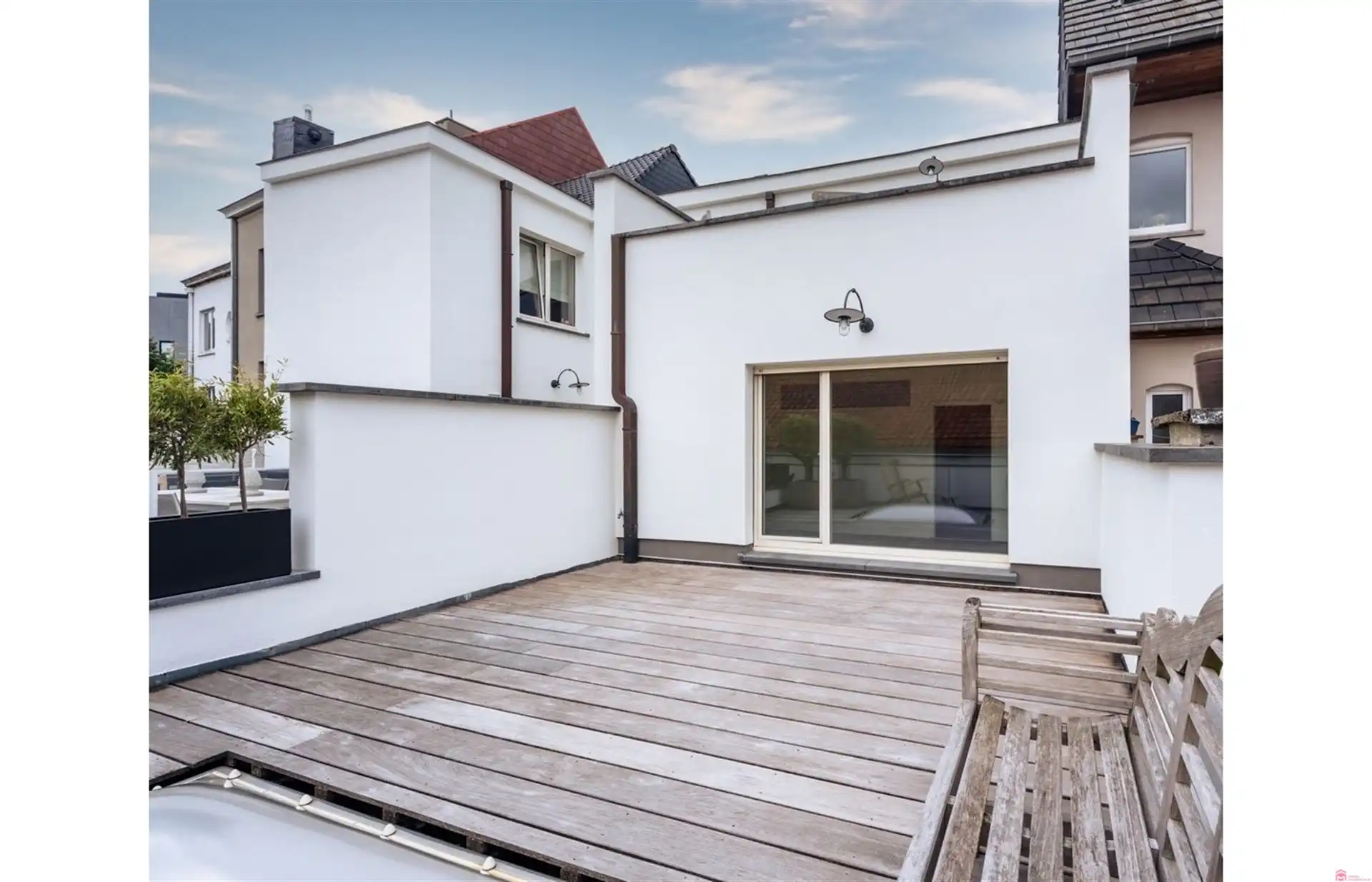 Volledig gerenoveerd appartement met zalig terras foto 20