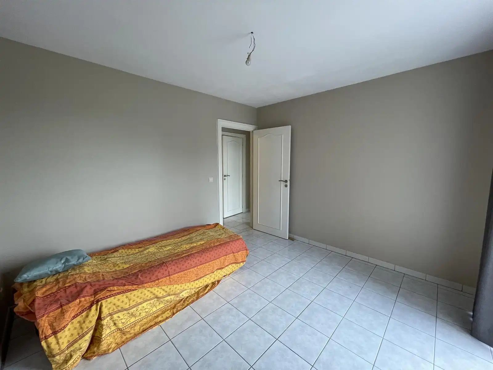 LEDE - Ruim appartement vlakbij het centrum foto 13