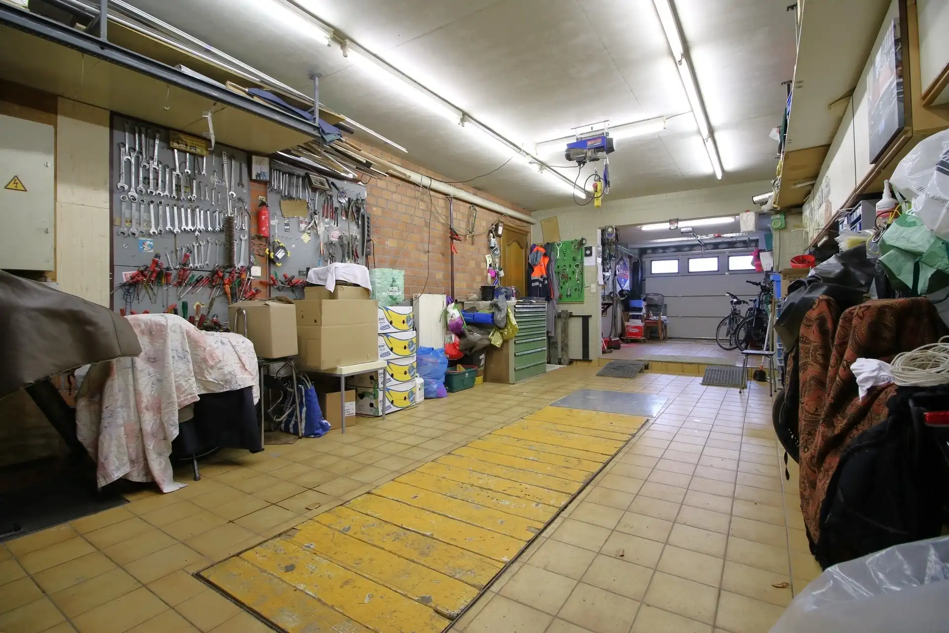 Ruime bel-étagewoning met tuin in rustige omgeving foto 21