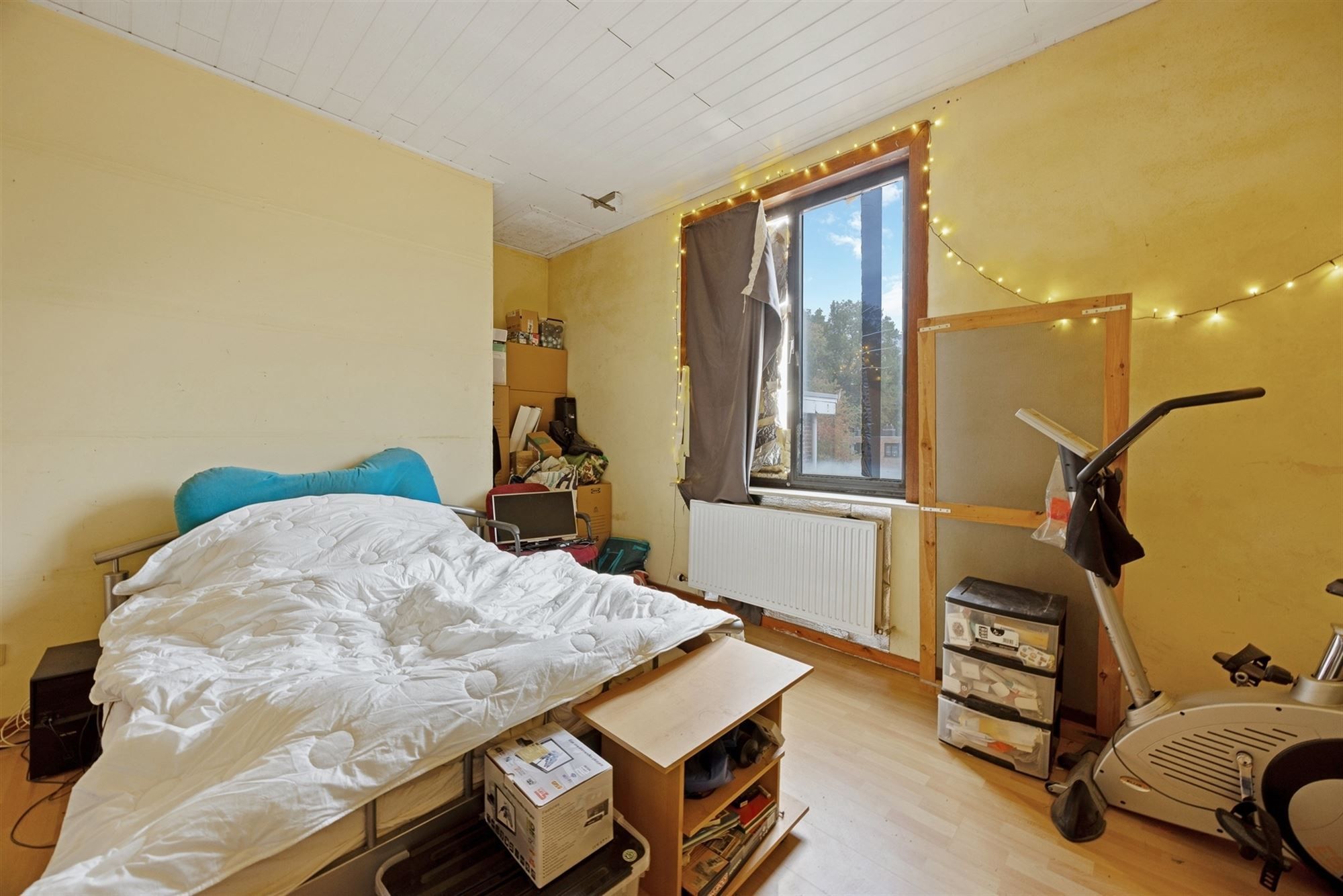 TE RENOVEREN WONING OP RUSTIGE LIGGING VLAKBIJ LEOPOLDSBURG CENTRUM foto 8