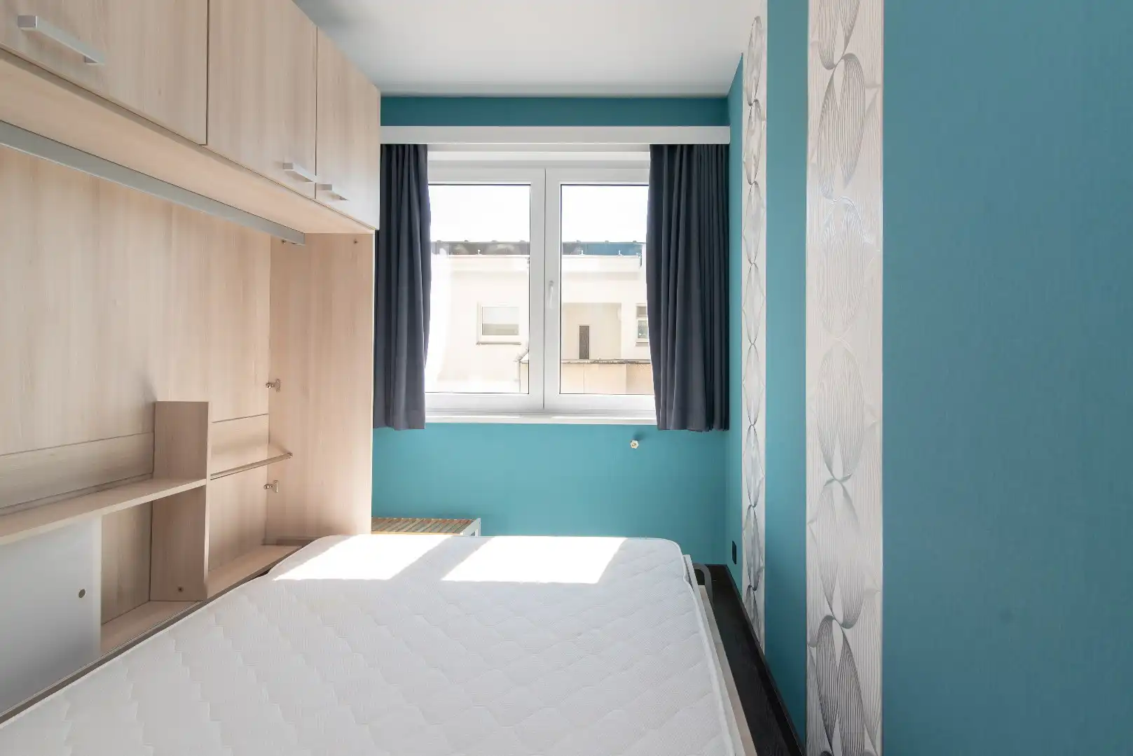 Modern 2 slaapkamer appartement met zeezicht aan de kust foto 11