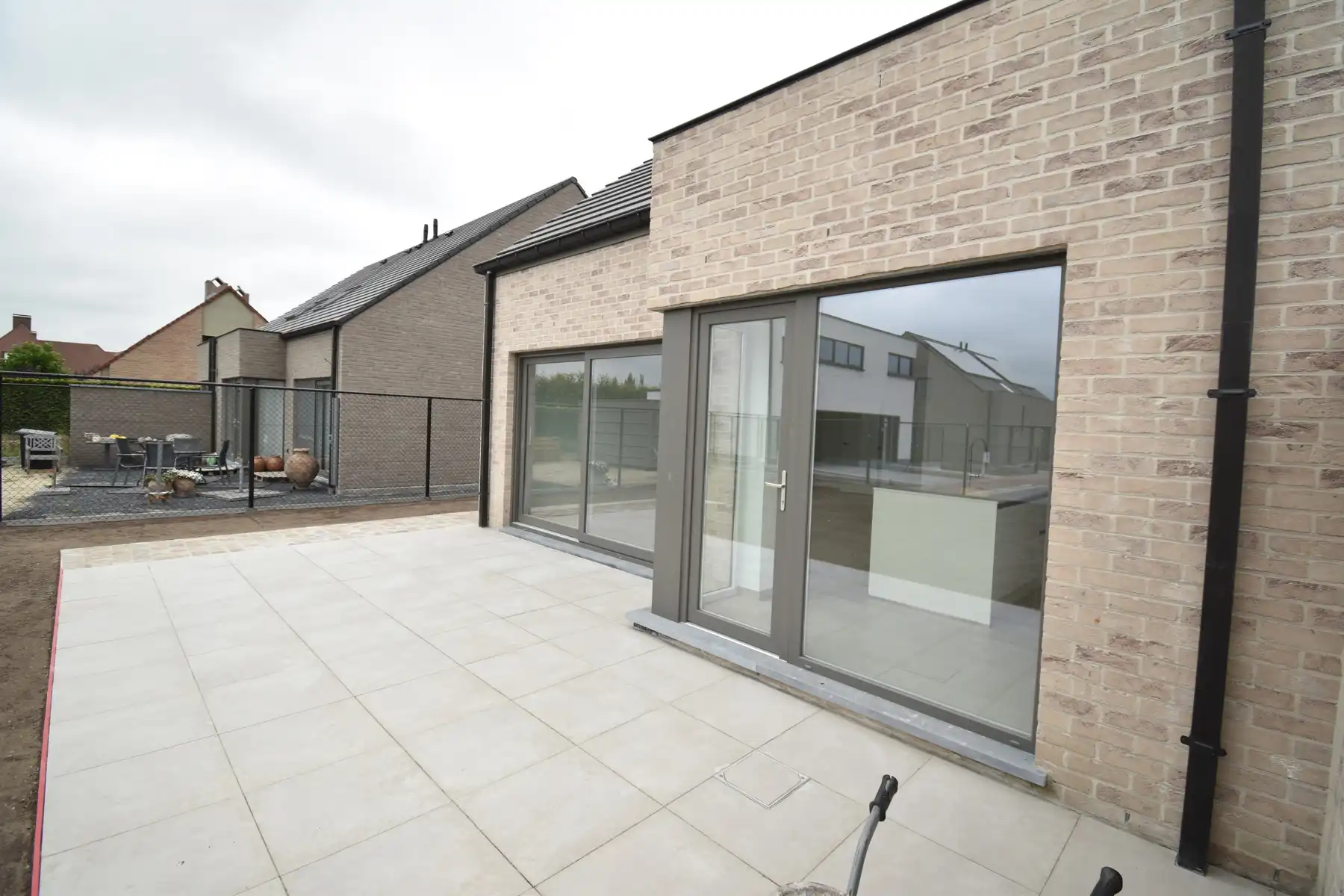 Recente gezinswoning met 3 slaapkamers foto 6