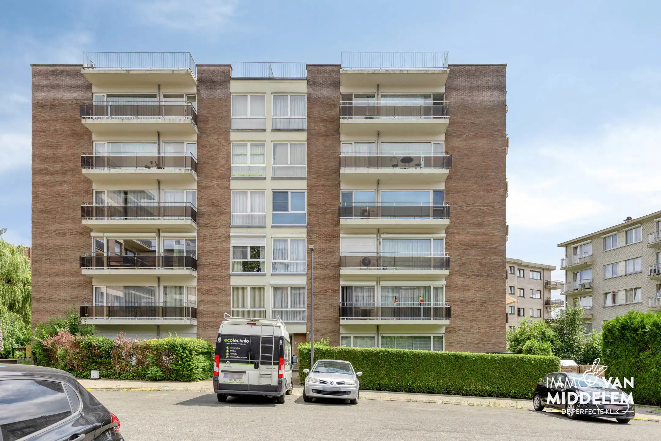 GELIJKVLOERS APPARTEMENT MET 2 KAMERS, TUIN EN GARAGE foto 16
