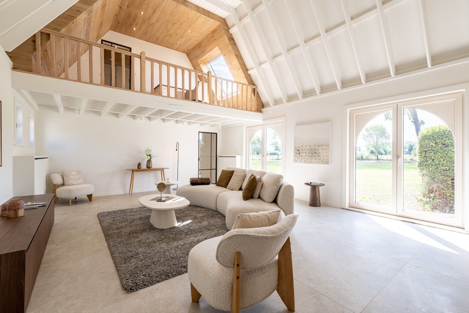 Magnifieke hoevewoning te Lissewege op perceel van 2645m² foto 3