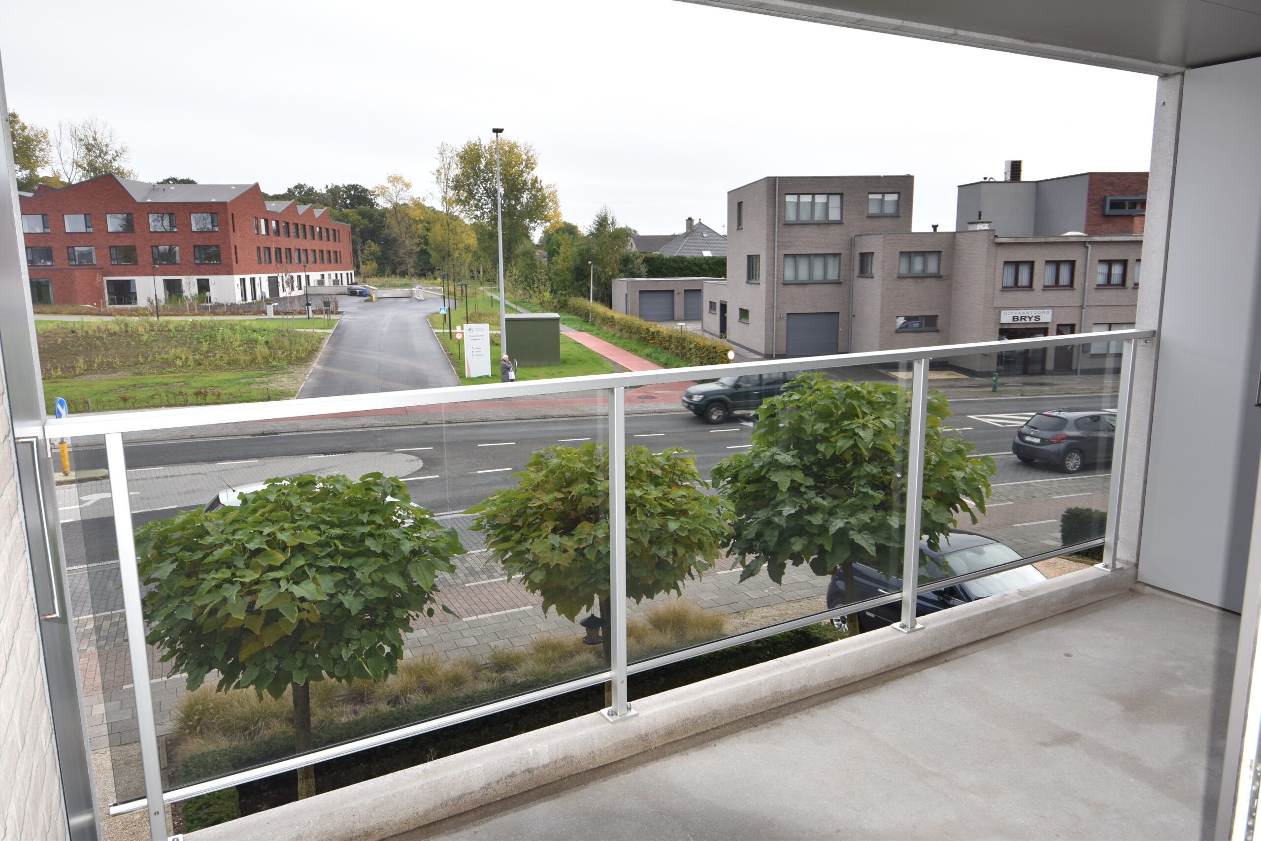 Trendy recent 2 slpk appartement met garagebox foto 13