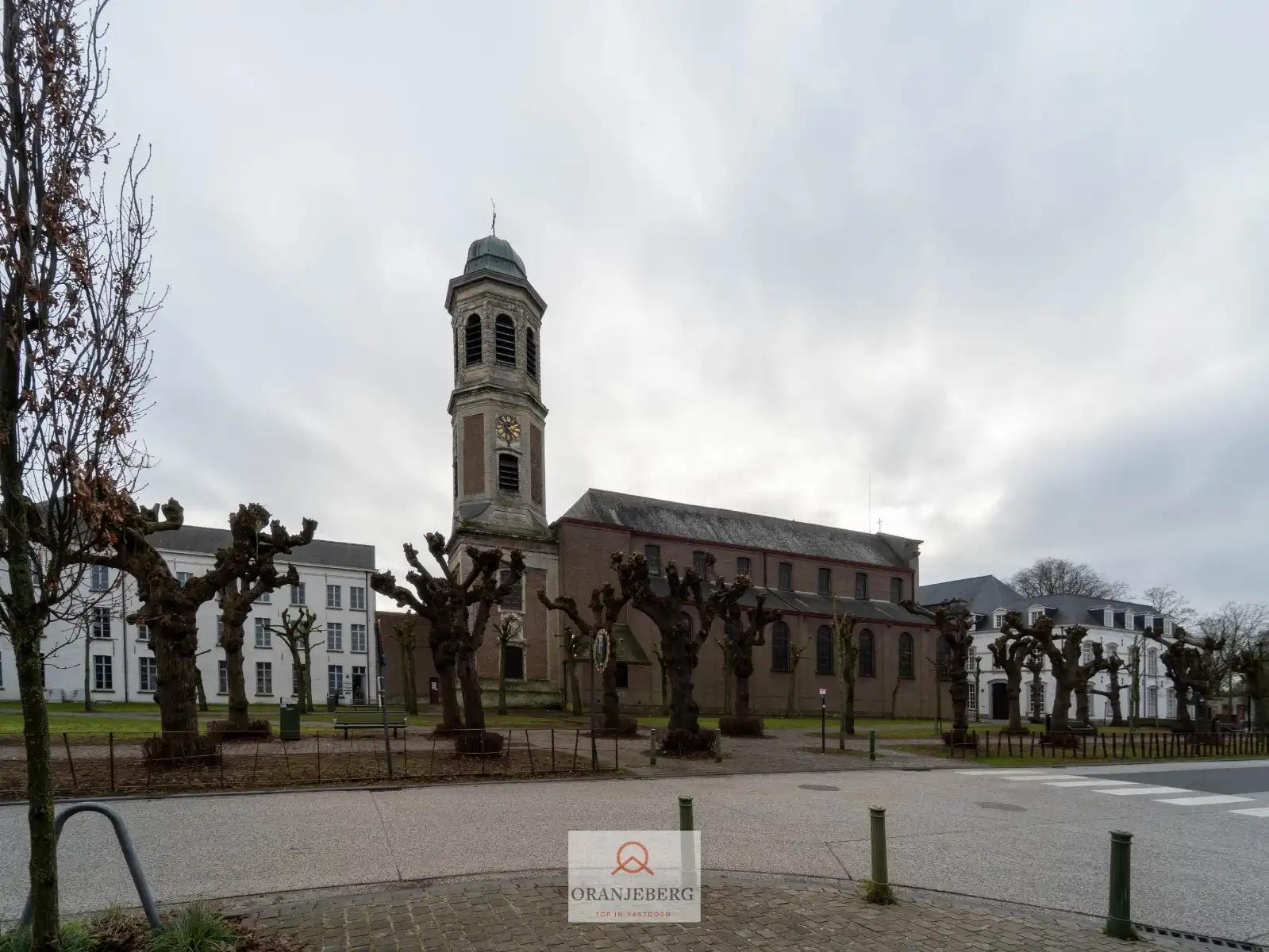 Compact handelspand met buitenruimte in centrum Drongen TE HUUR foto 29