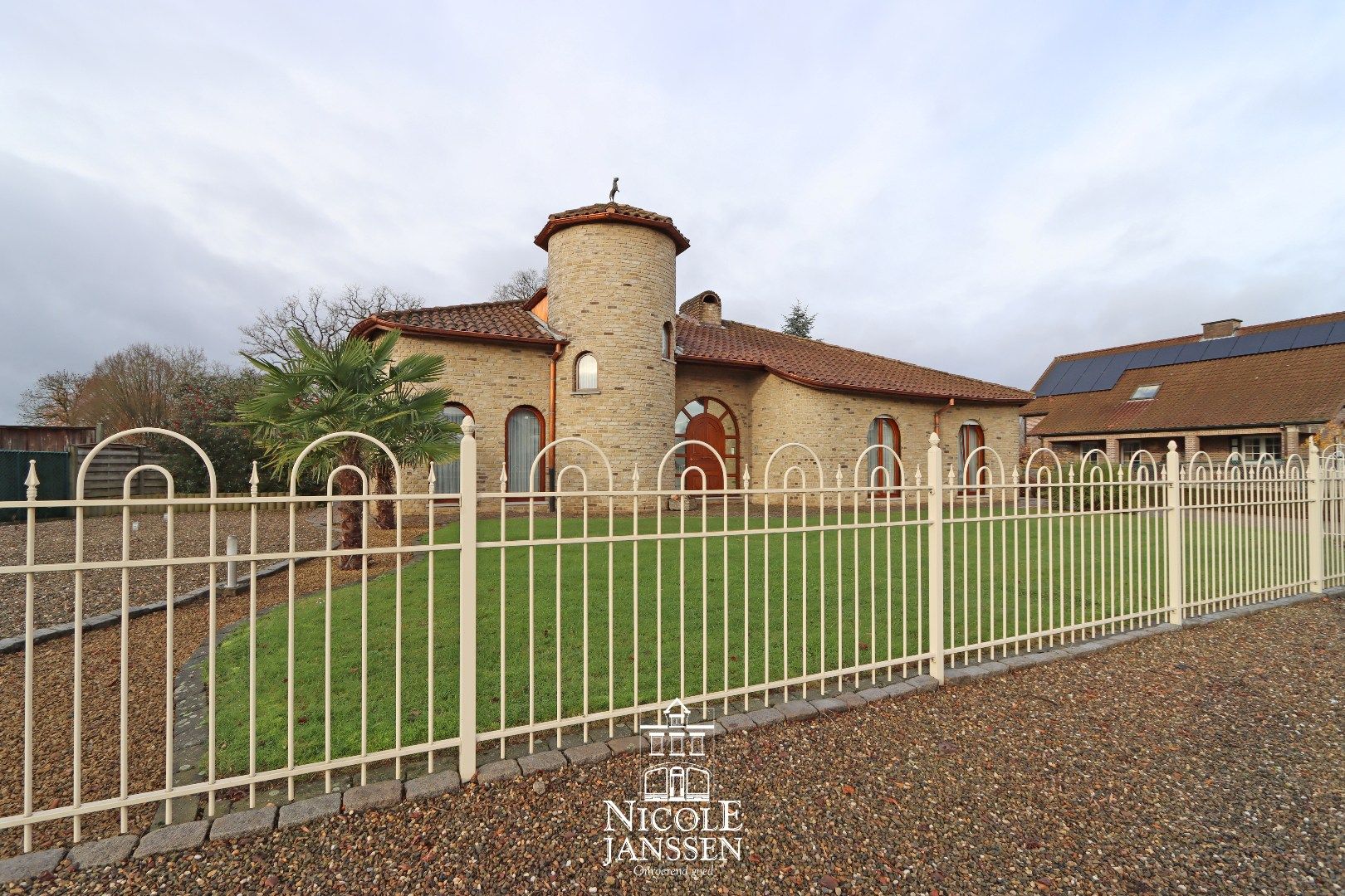 Ruime mediterrane villa  foto 22