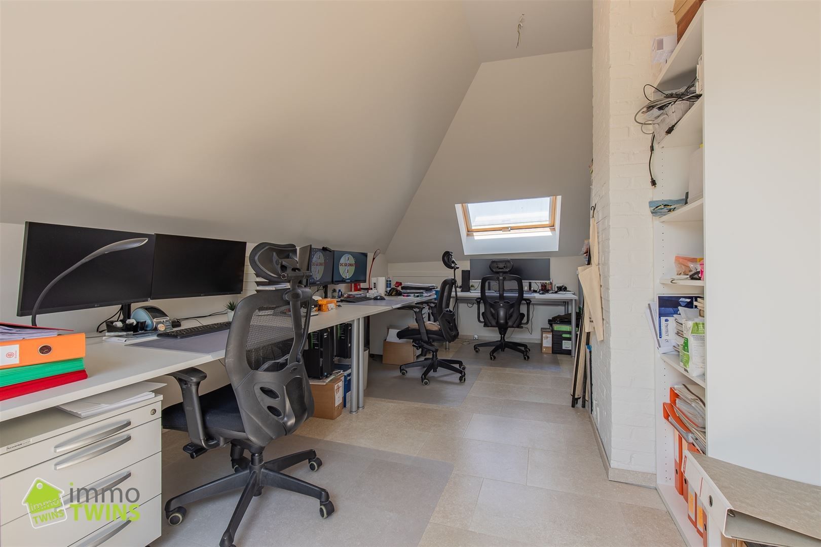 Instapklare woning met strak design te Grembergen foto 16